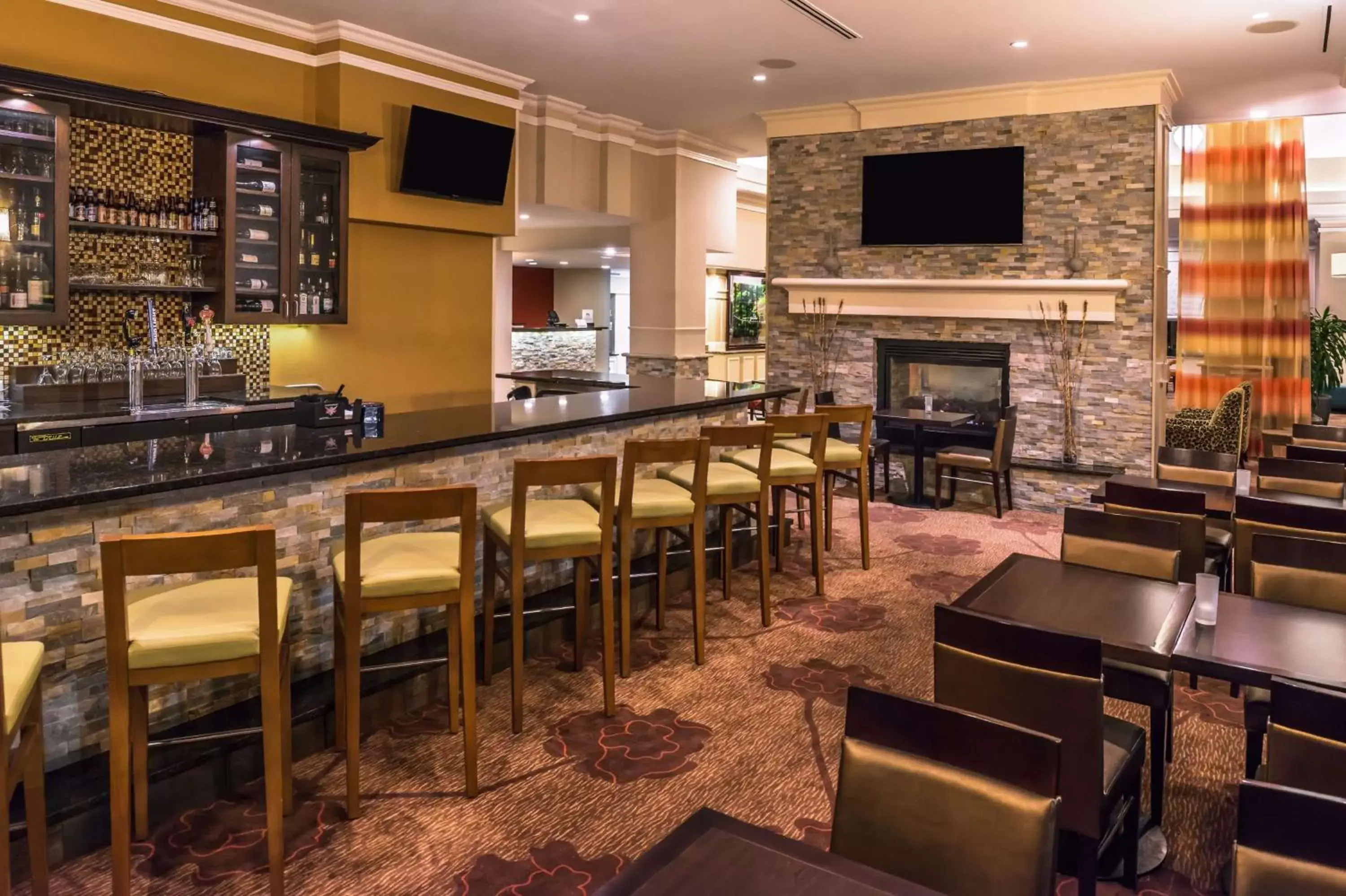Lounge or bar, Lounge/Bar in Hilton Garden Inn Detroit Southfield