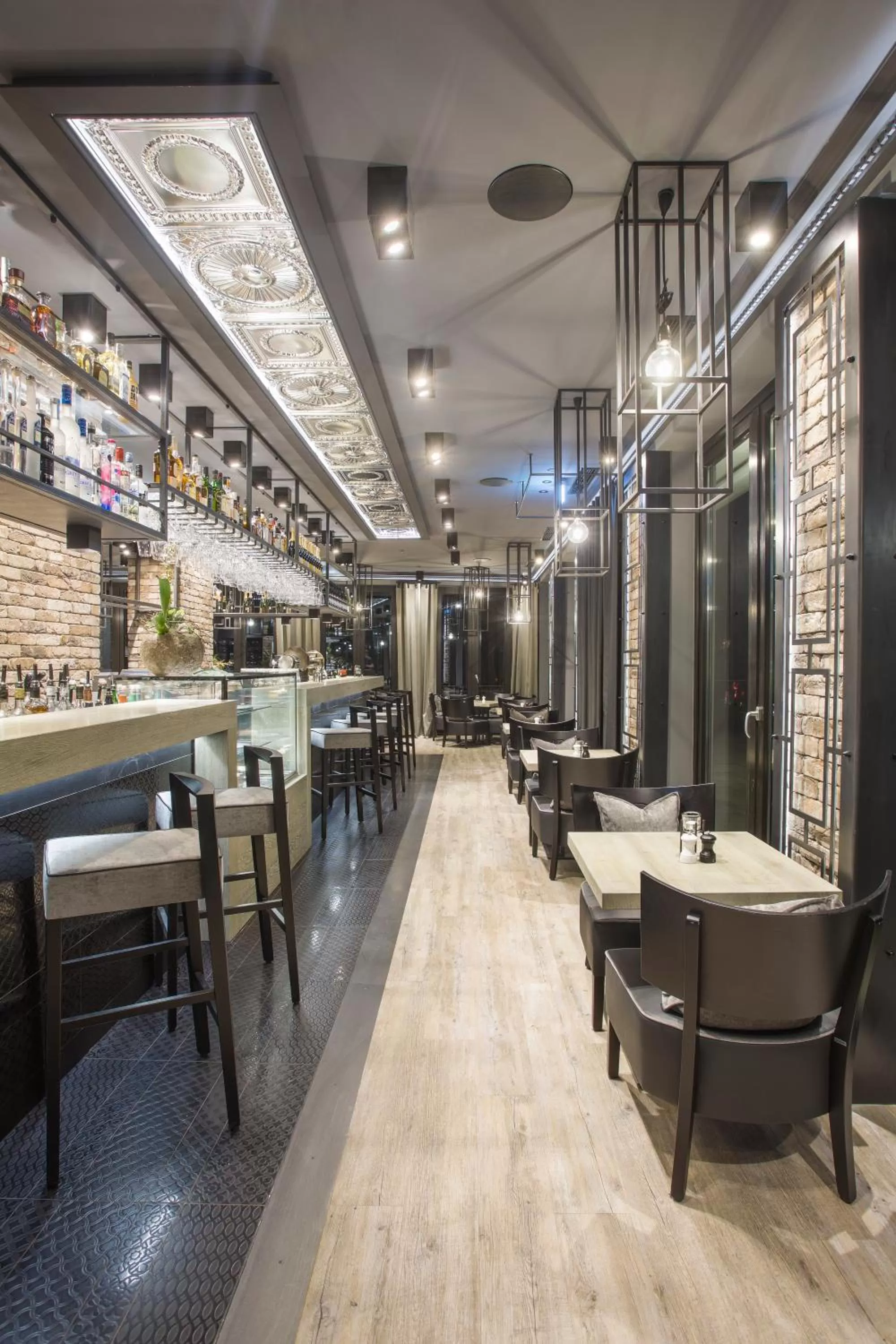 Restaurant/places to eat in Hotel dasPaul