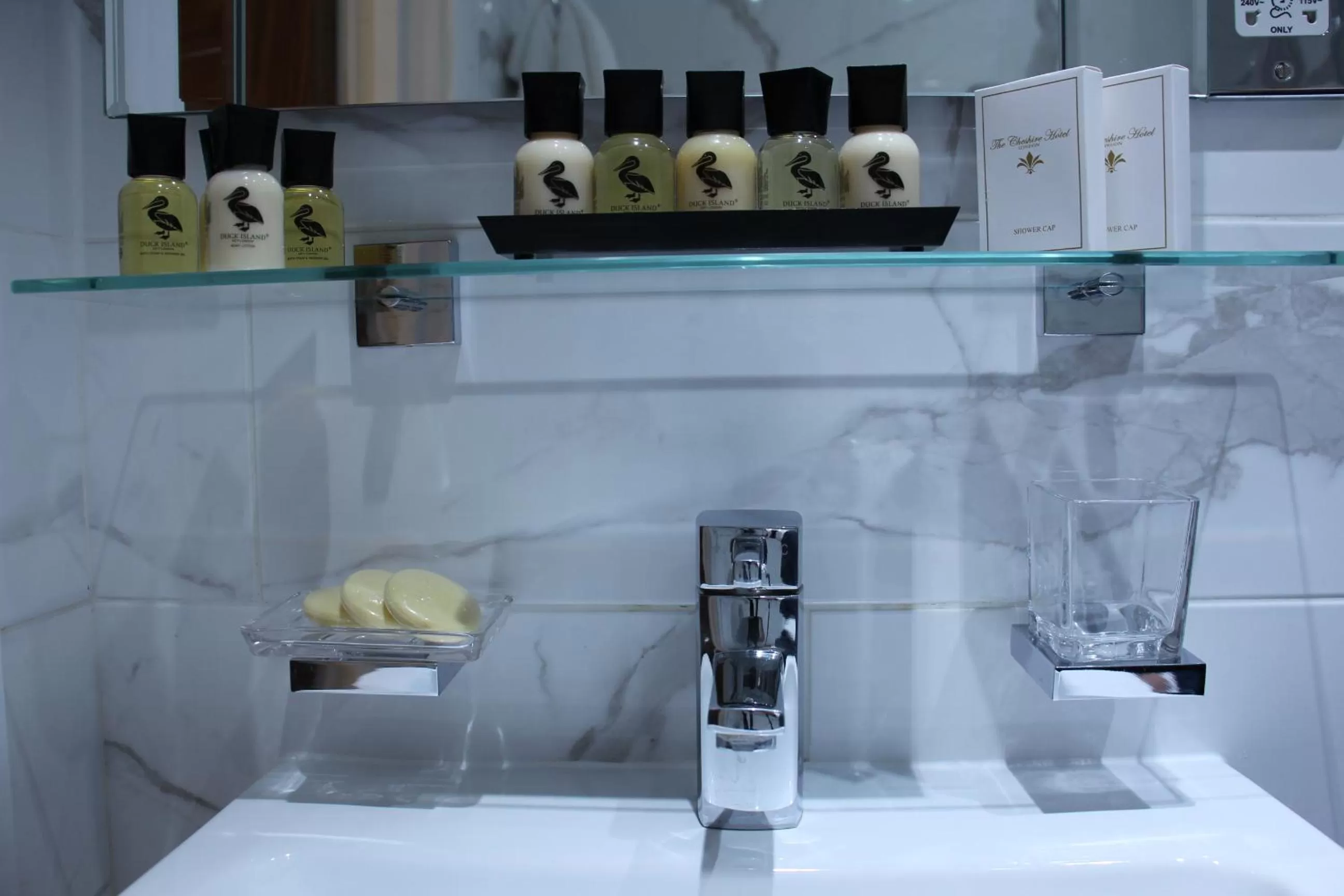 Bathroom in Cheshire Hotel Central London