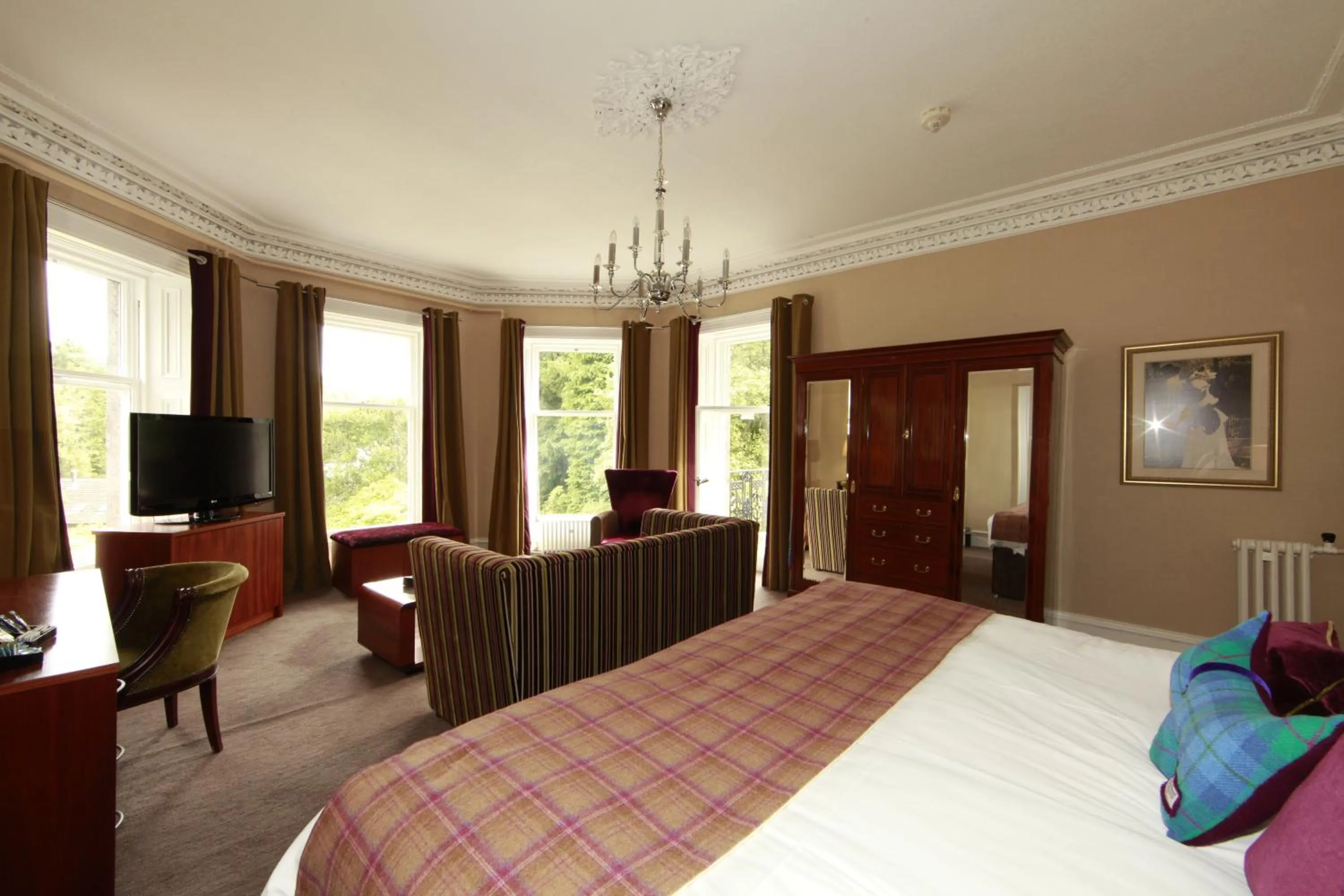 Bed in Tor-Na-Coille Hotel