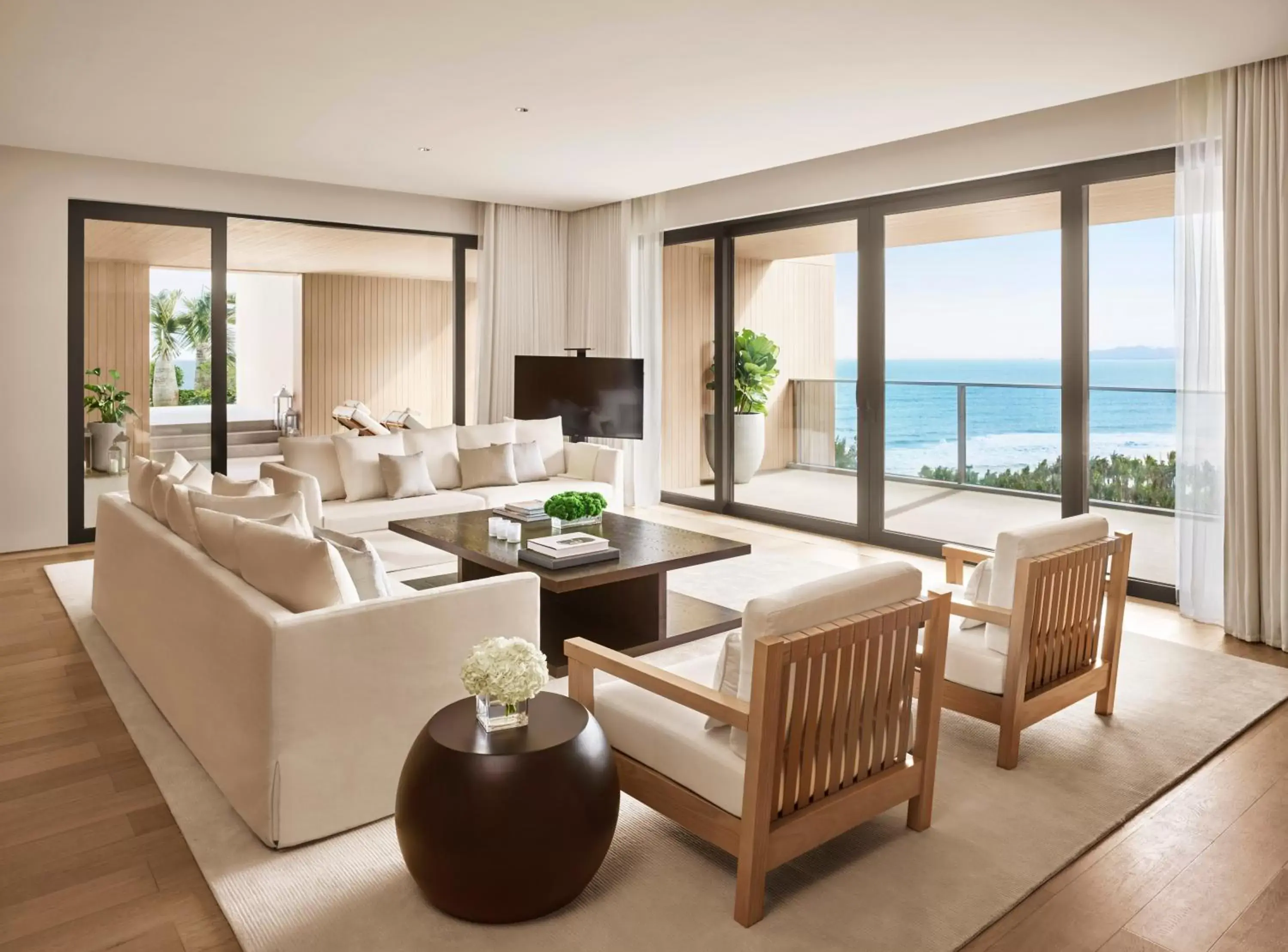 Living room, Seating Area in The Sanya EDITION