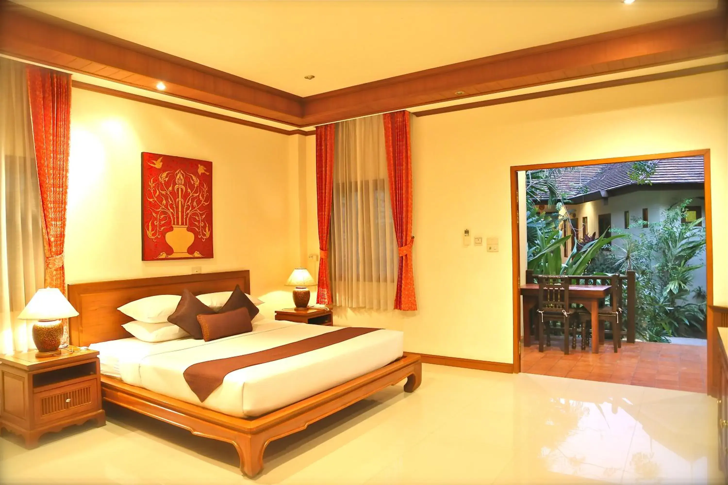 Photo of the whole room, Bed in Oriental Siam Resort