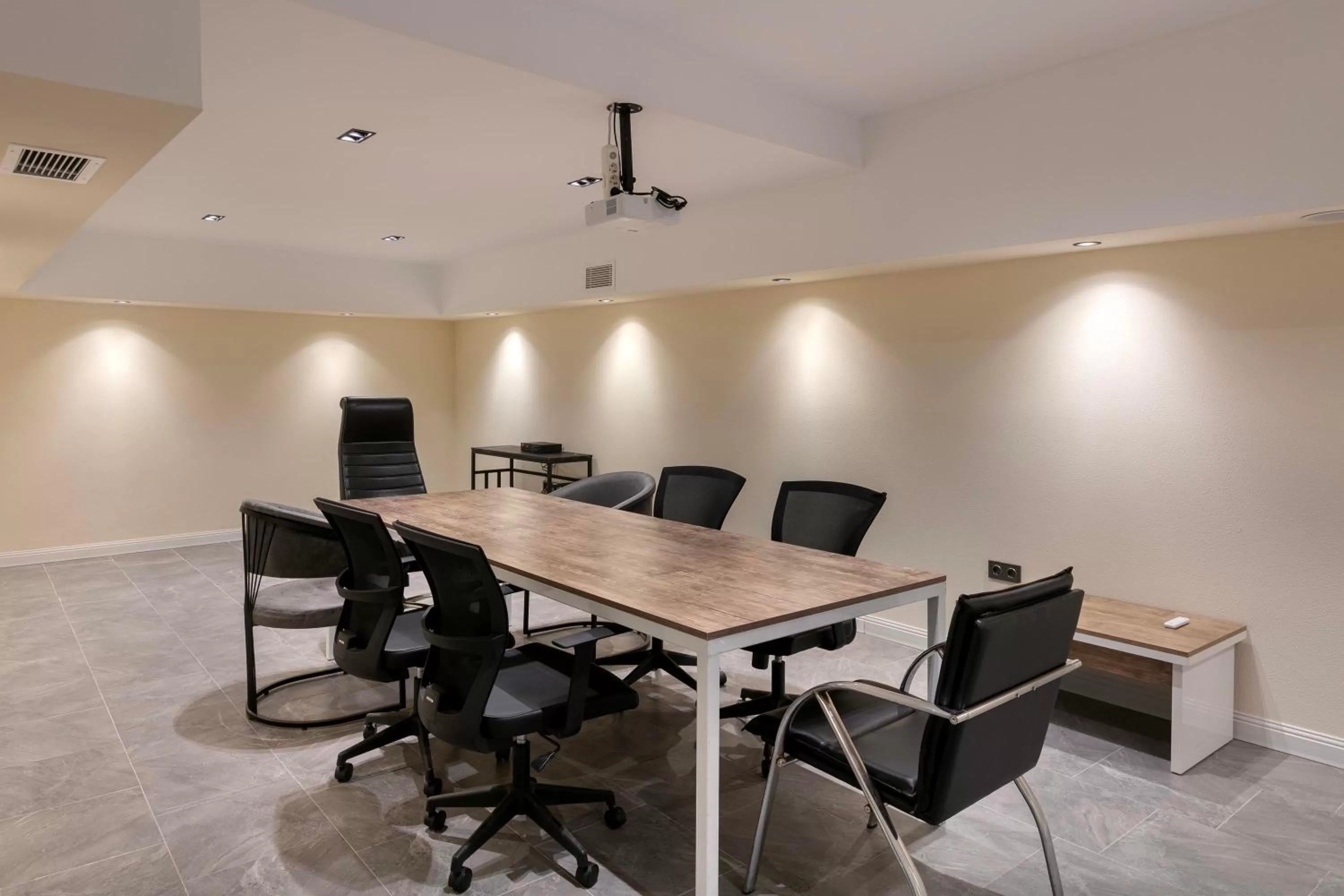 Meeting/conference room in Azuu Boutique Hotel