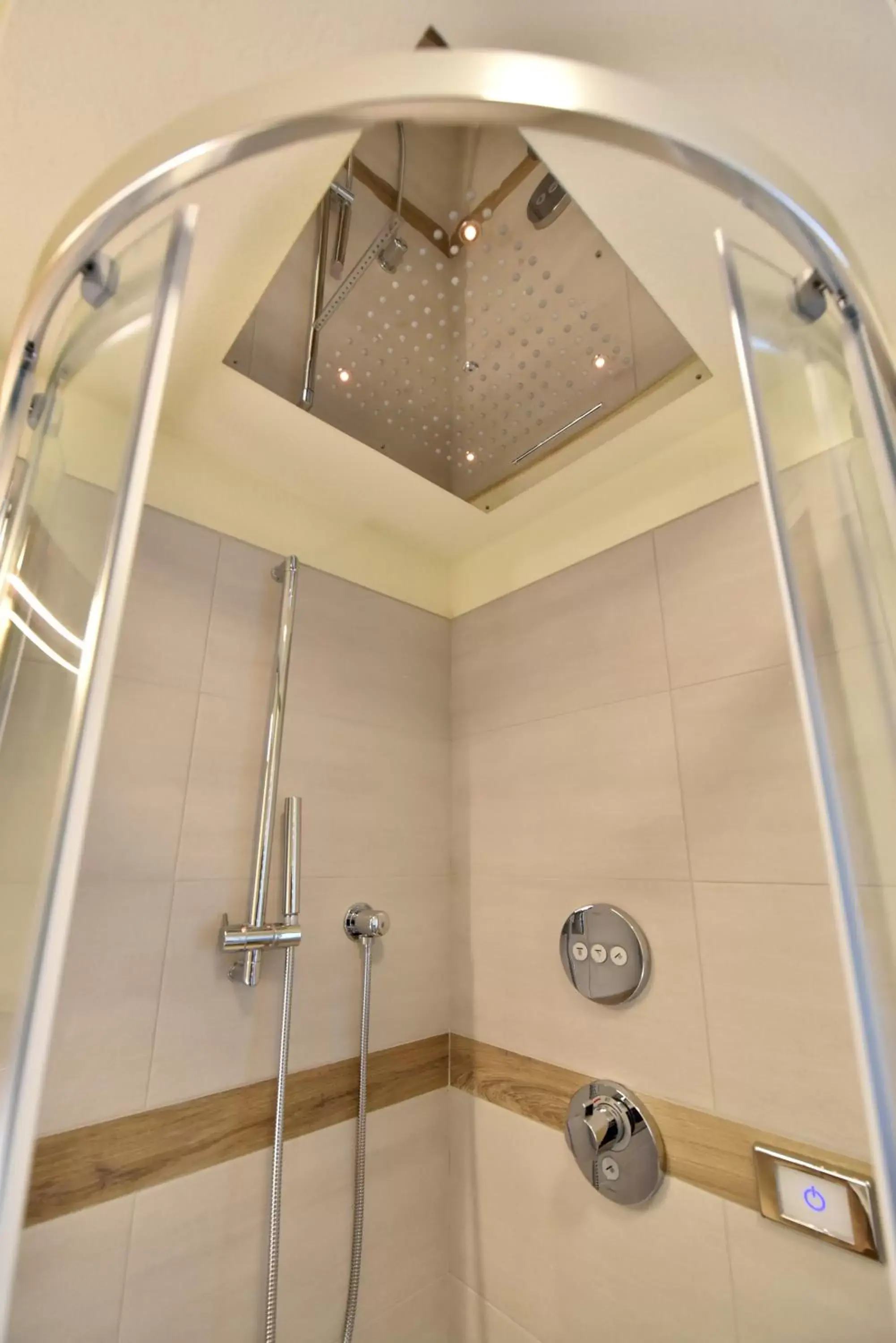 Shower, Bathroom in Relais Du Foyer