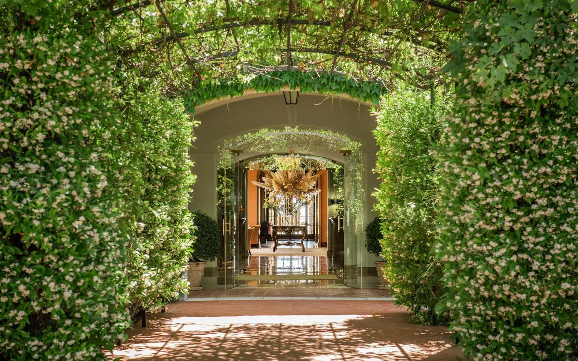 Facade/entrance in Château Saint-Martin & Spa - an Oetker Collection Hotel