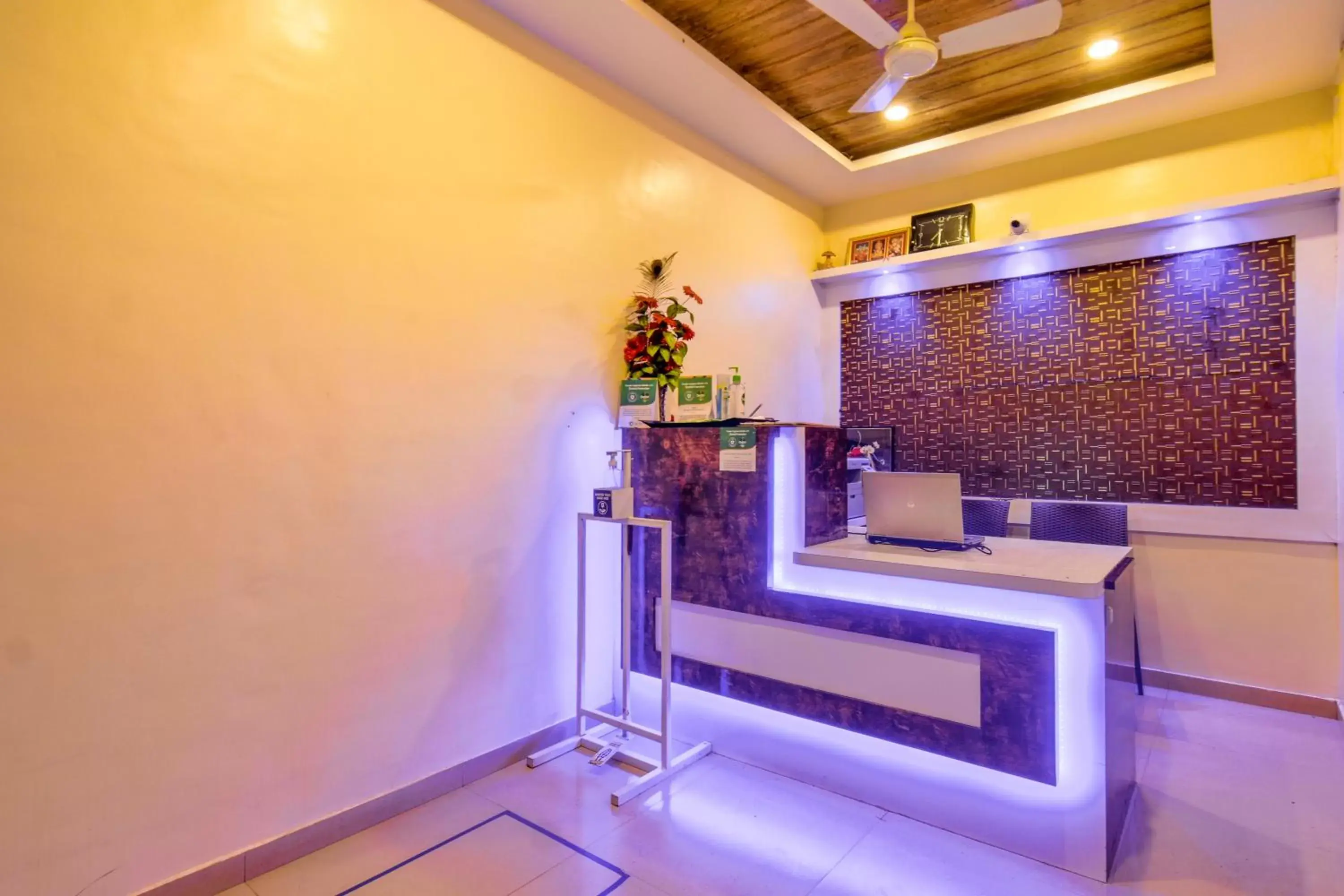 Lobby or reception in Treebo Prince Palace Lobby or reception in Treebo Prince Palace