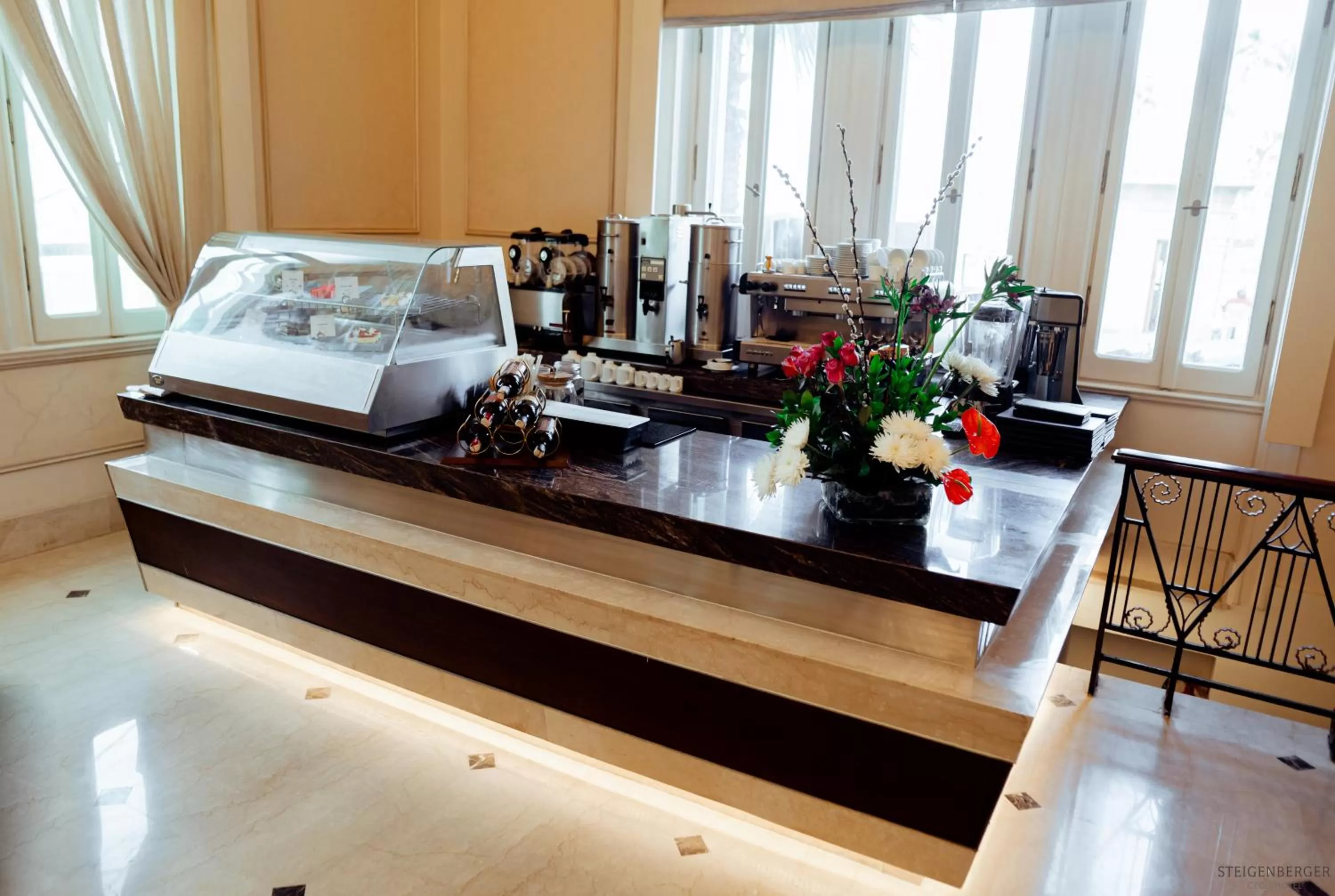 Drinks in Steigenberger Cecil Hotel Alexandria