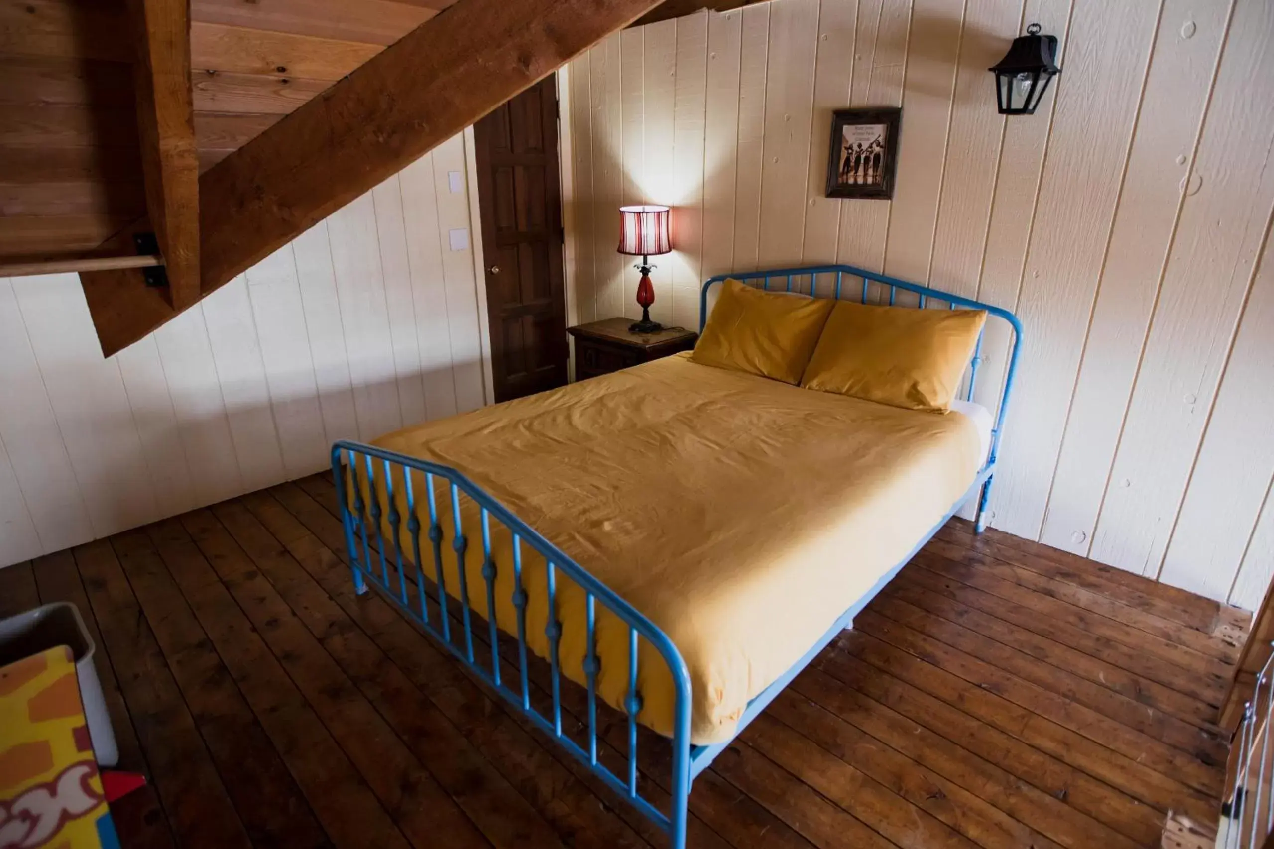 Bed in The Viking Lodge - Downtown Winter Park Colorado