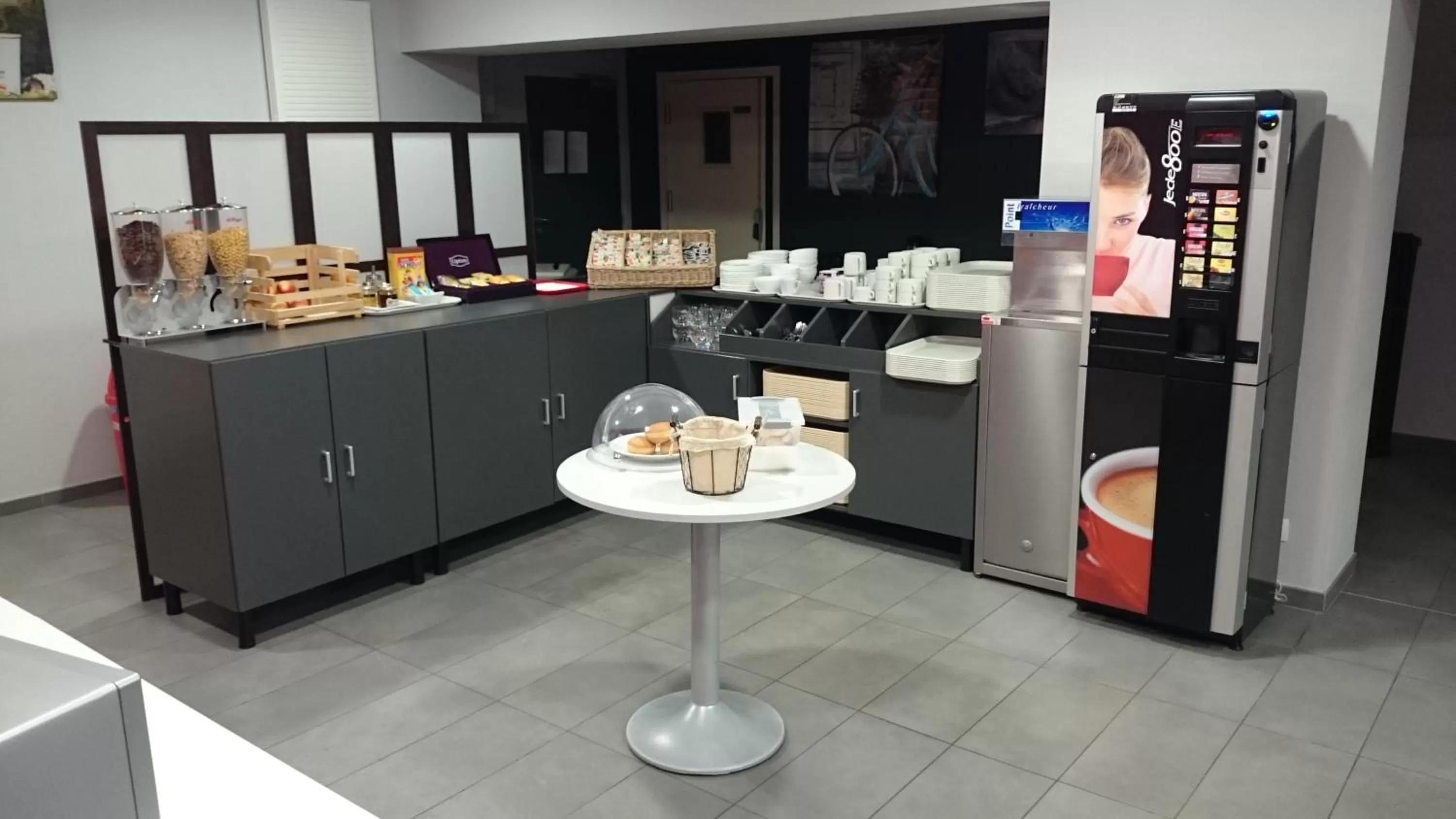 Patio in Auberge des Remparts