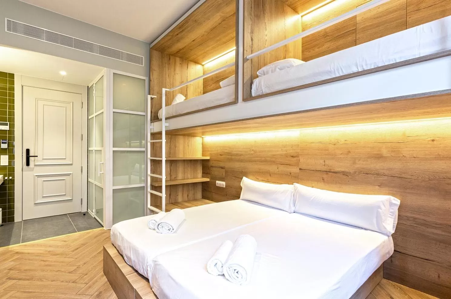 Bed in Weflating City Center