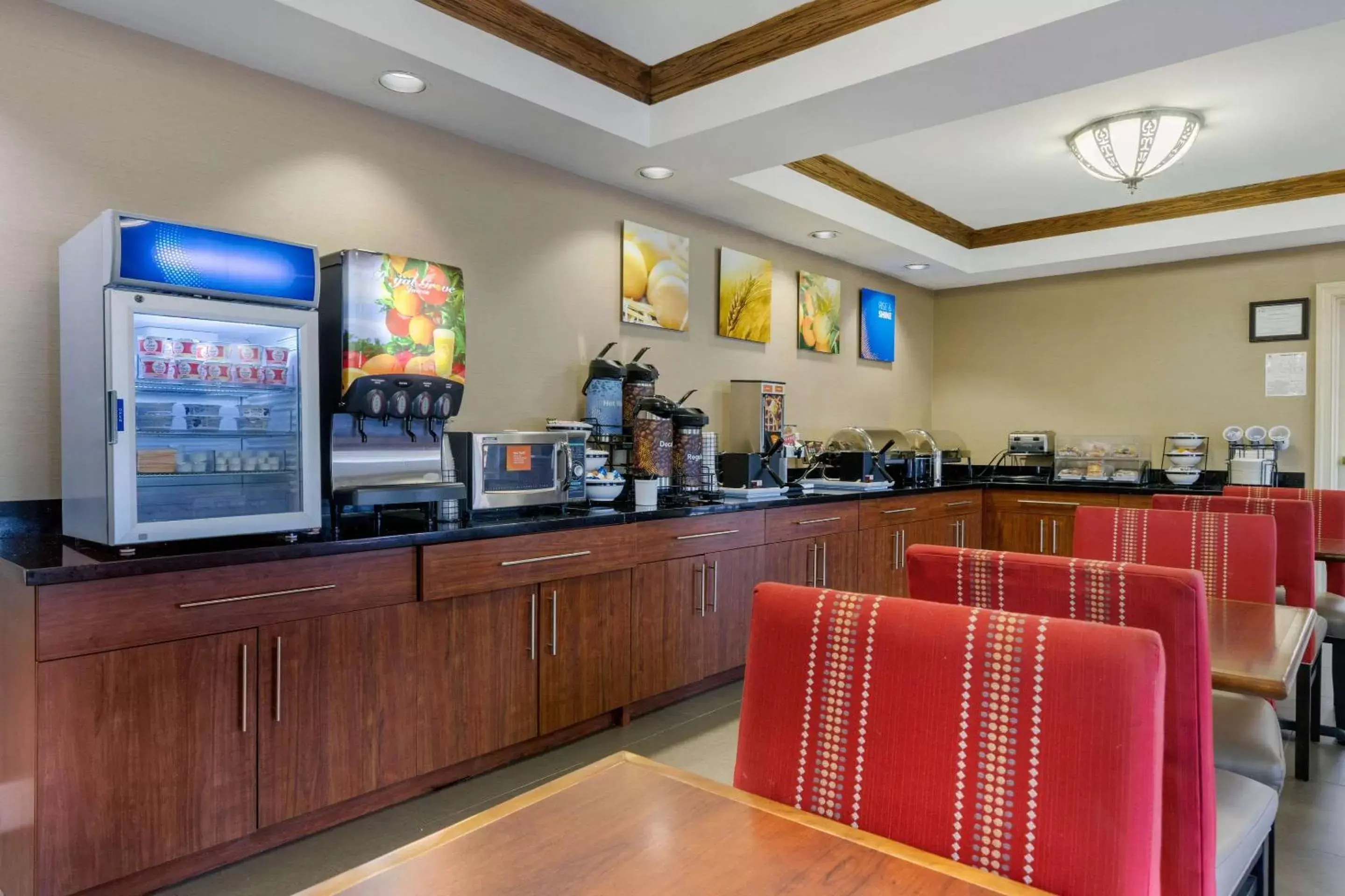 Restaurant/places to eat in Comfort Inn & Suites Cordele Restaurant/places to eat in Comfort Inn & Suites Cordele