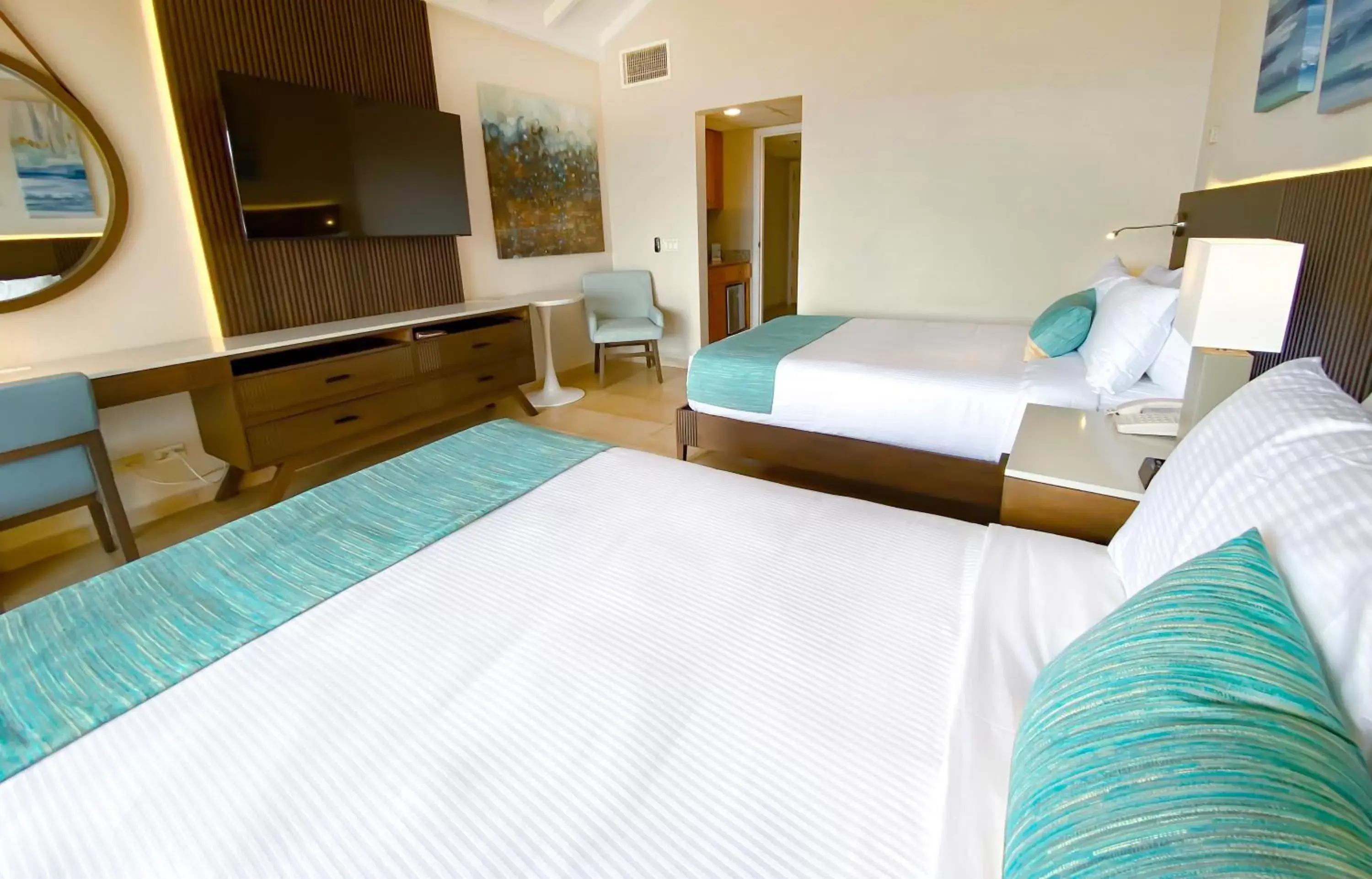 Bedroom, Bed in The Royal Sea Aquarium Resort