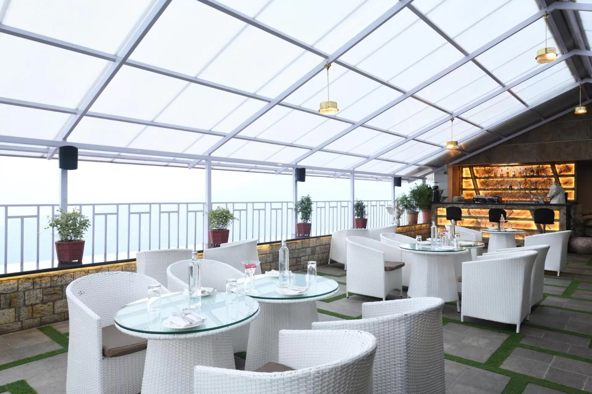 Ramada by Wyndham Gangtok Hotel & Casino Golden