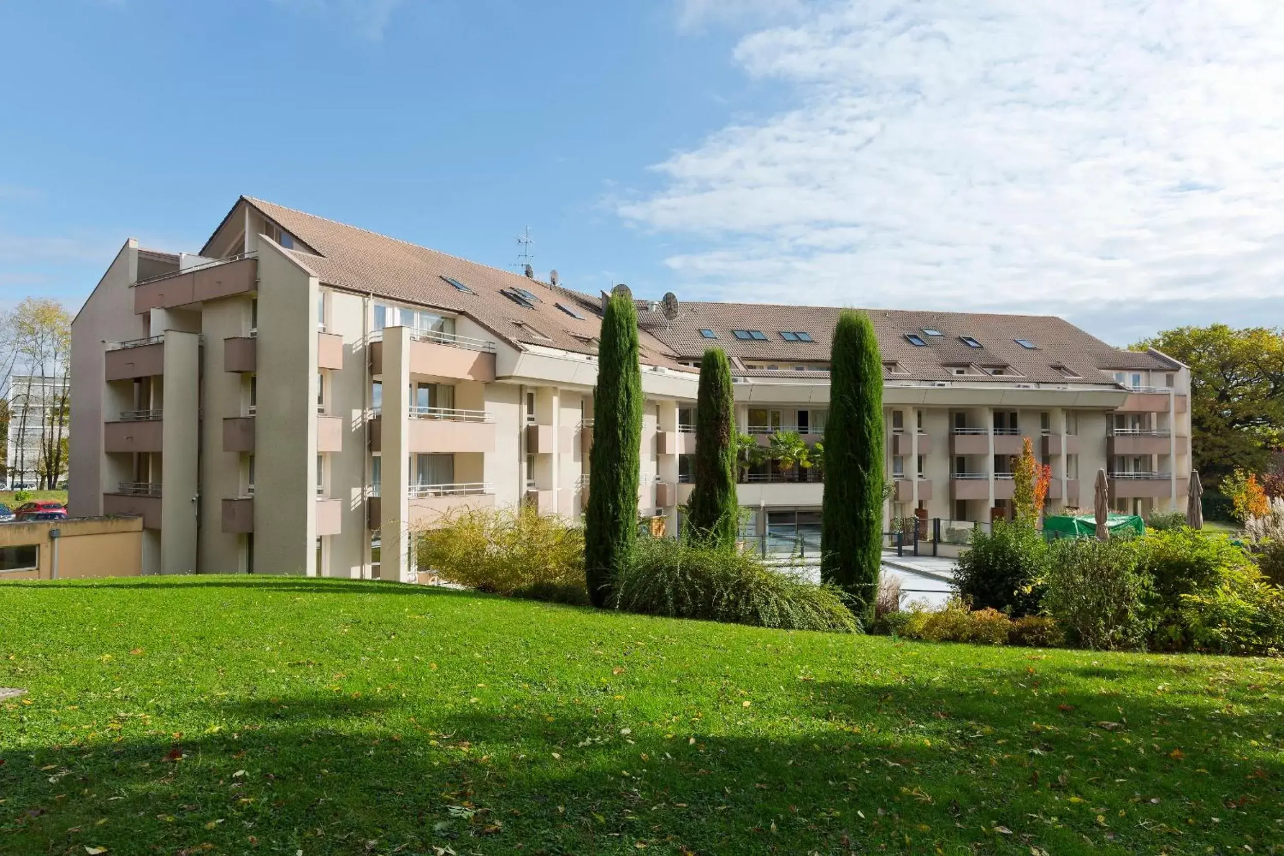 Facade/entrance, Property Building in Résidence la Réserve Genève Ferney Voltaire