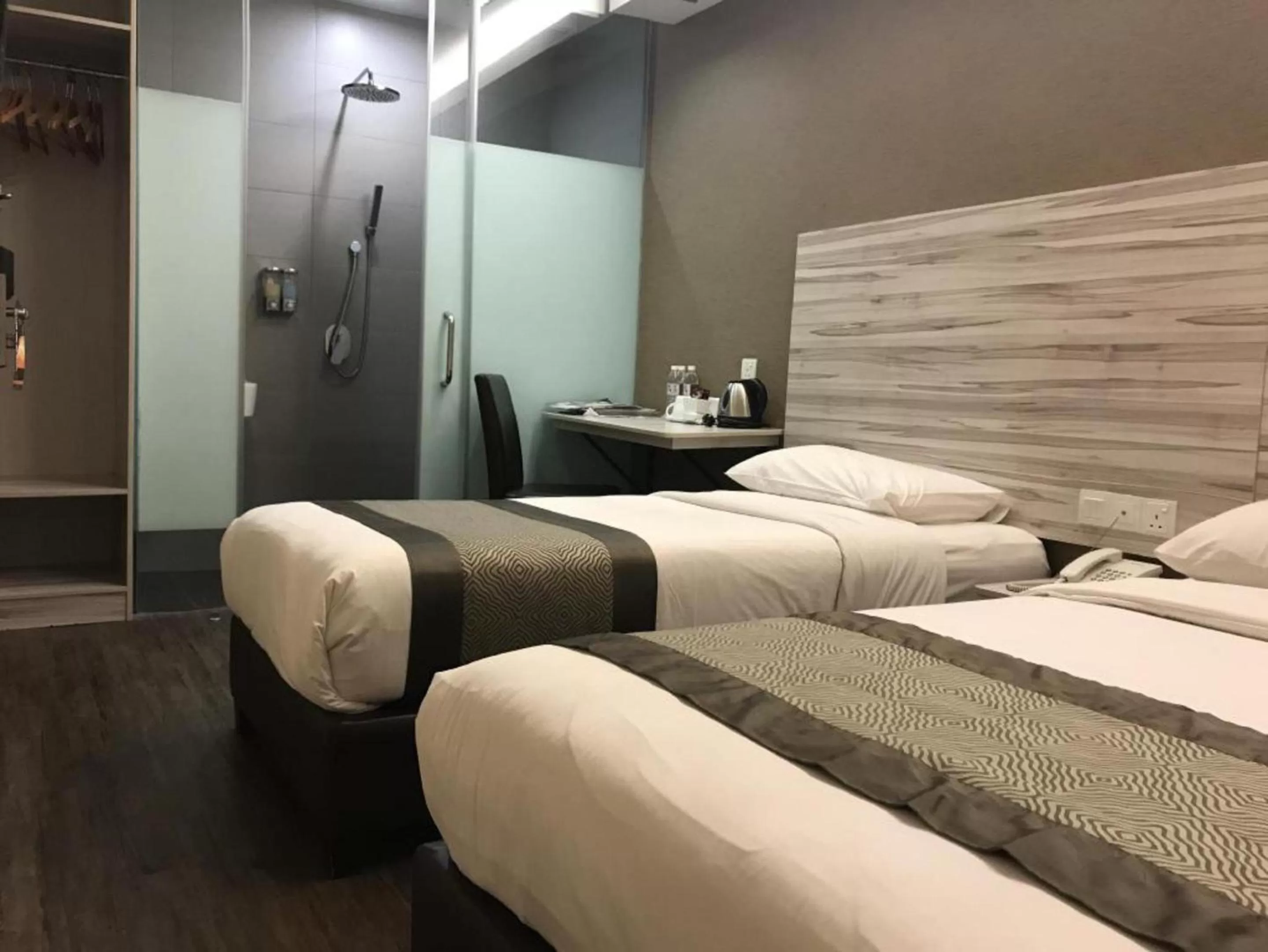 Bed in Hotel Austin Paradise - Taman Pulai Utama