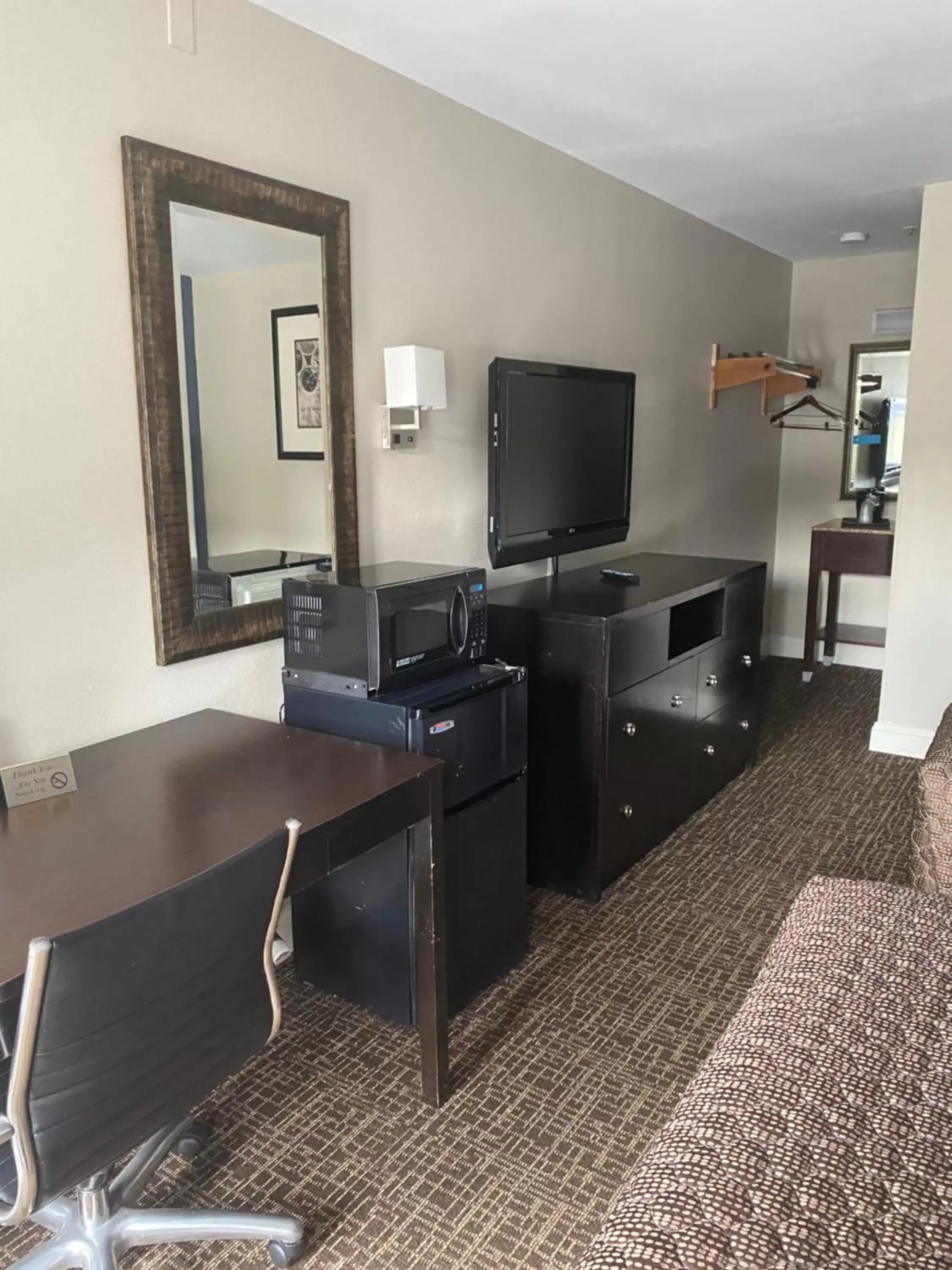 TV/Entertainment Center in Fairview Inn - Greensboro Airport