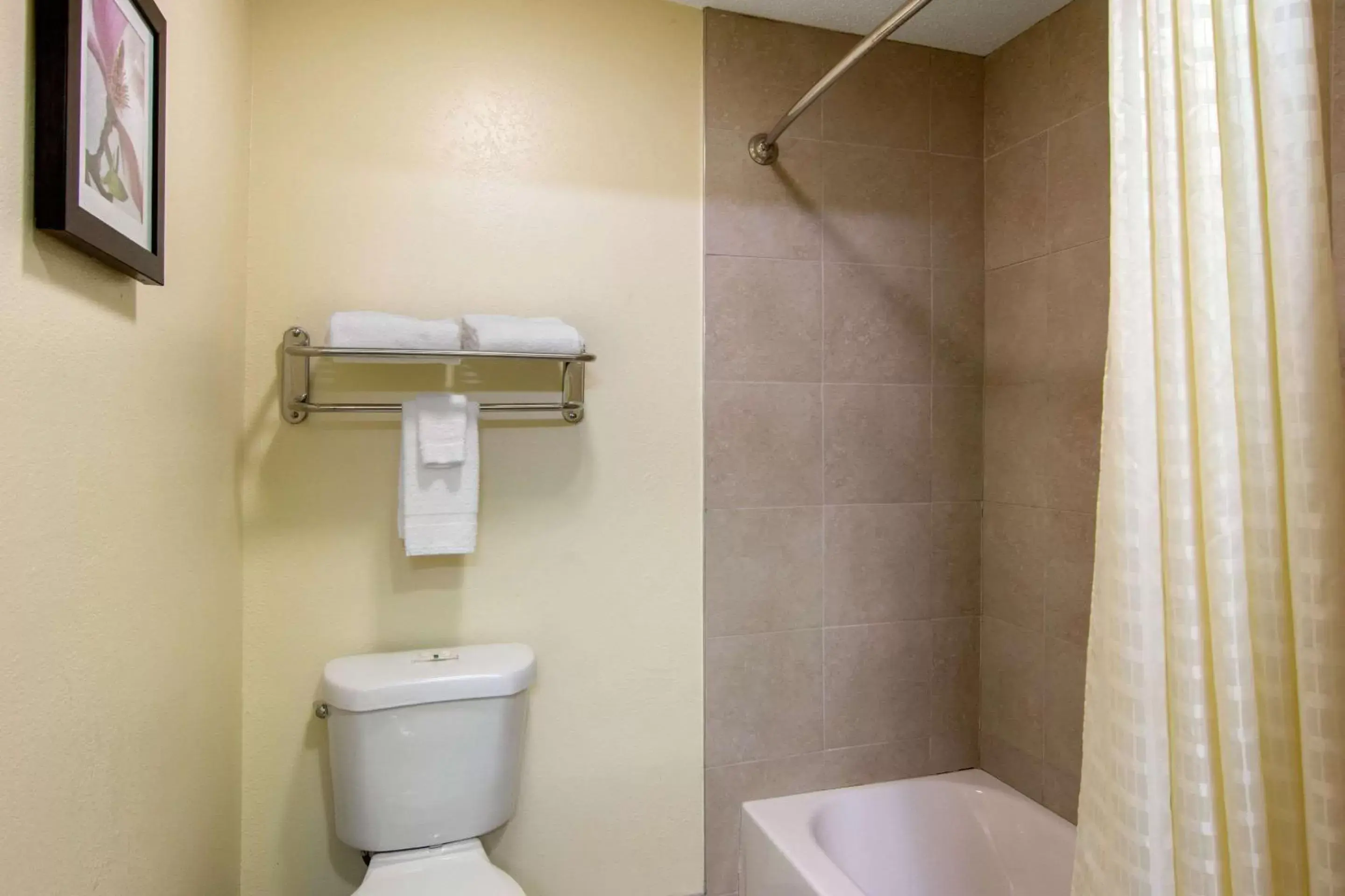 Photo of the whole room, Bathroom in Quality Inn Loganville US Highway 78