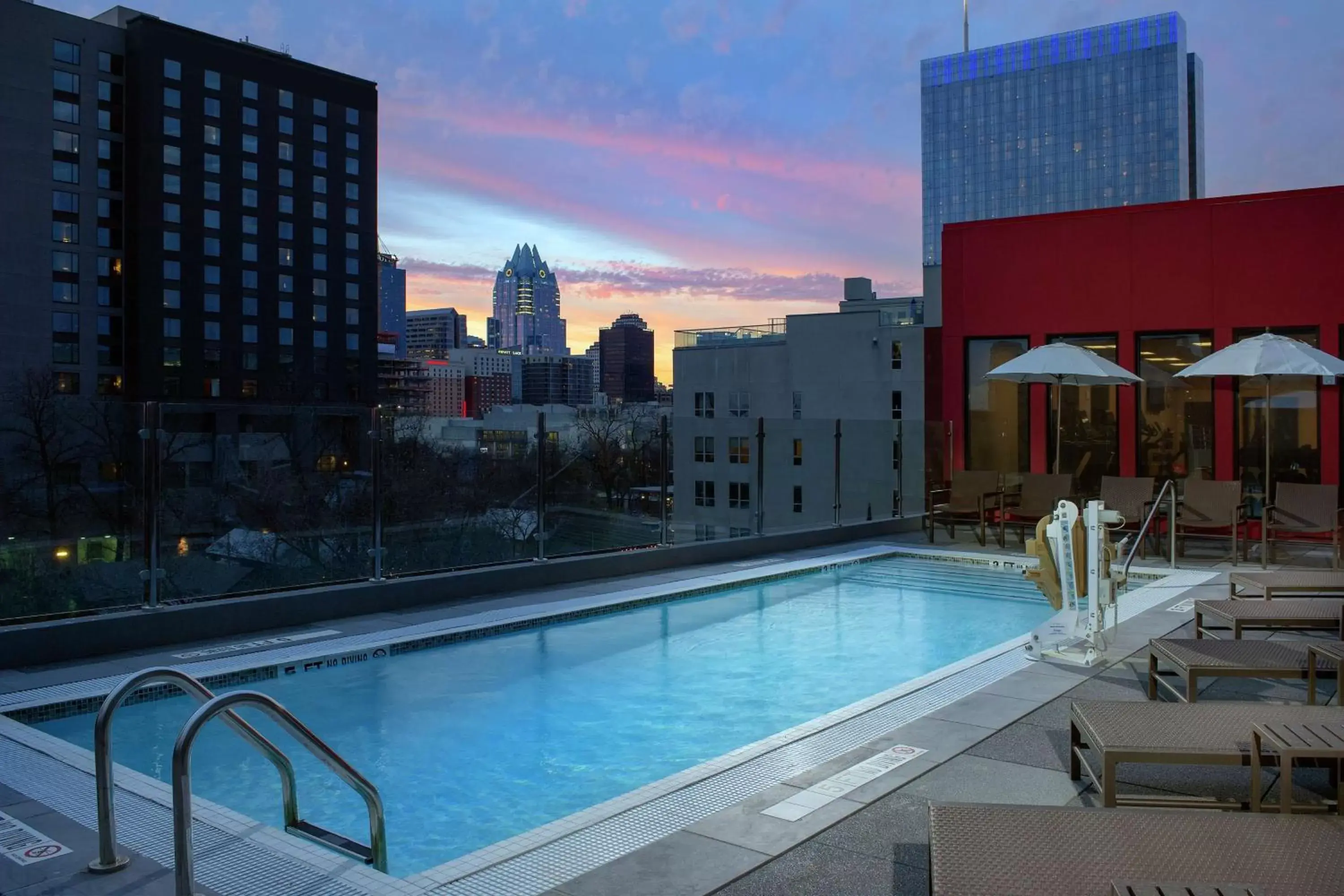 Swimming Pool in Homewood Suites by Hilton Austin Downtown