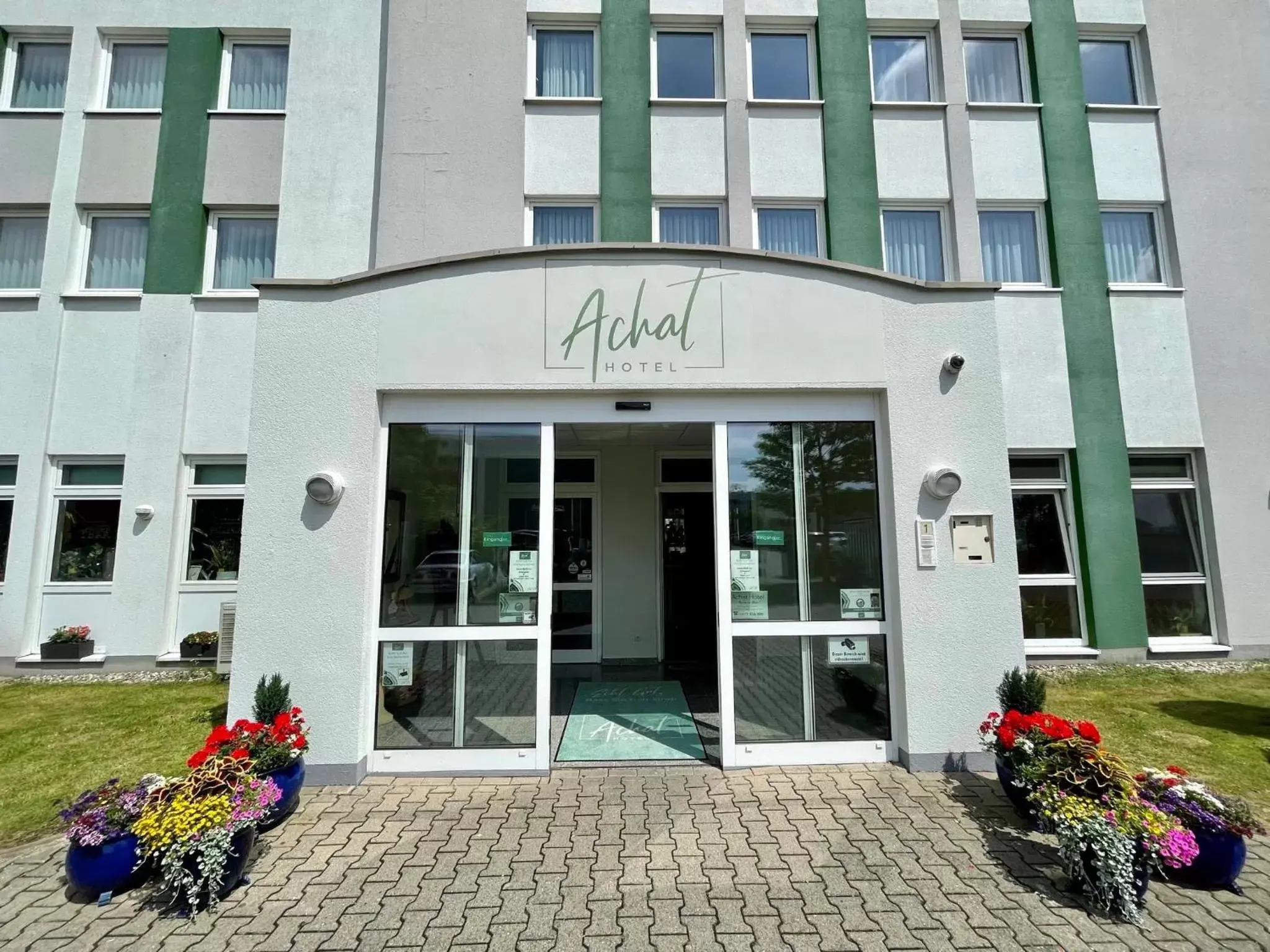 Property building in ACHAT Hotel Monheim am Rhein
