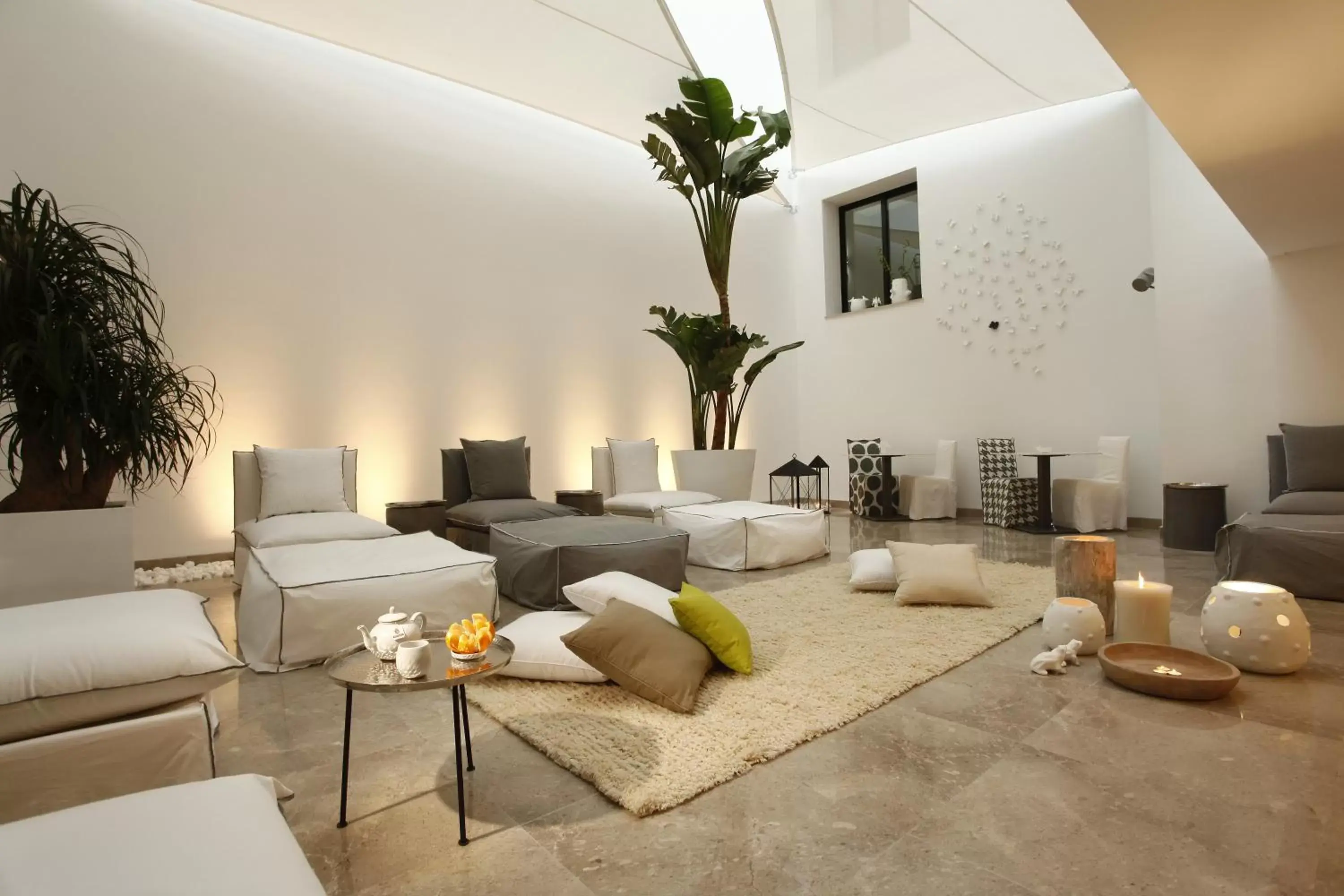 Communal lounge/ TV room, Seating Area in Dar El Marsa Hotel & Spa