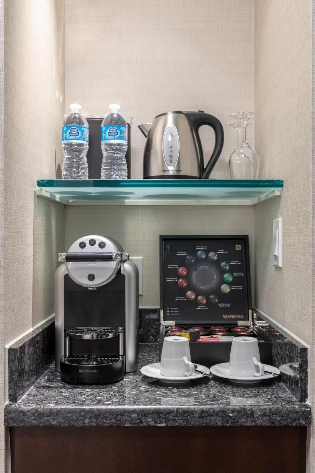 Coffee/Tea Facilities in Delta Hotels by Marriott Burnaby Conference Centre