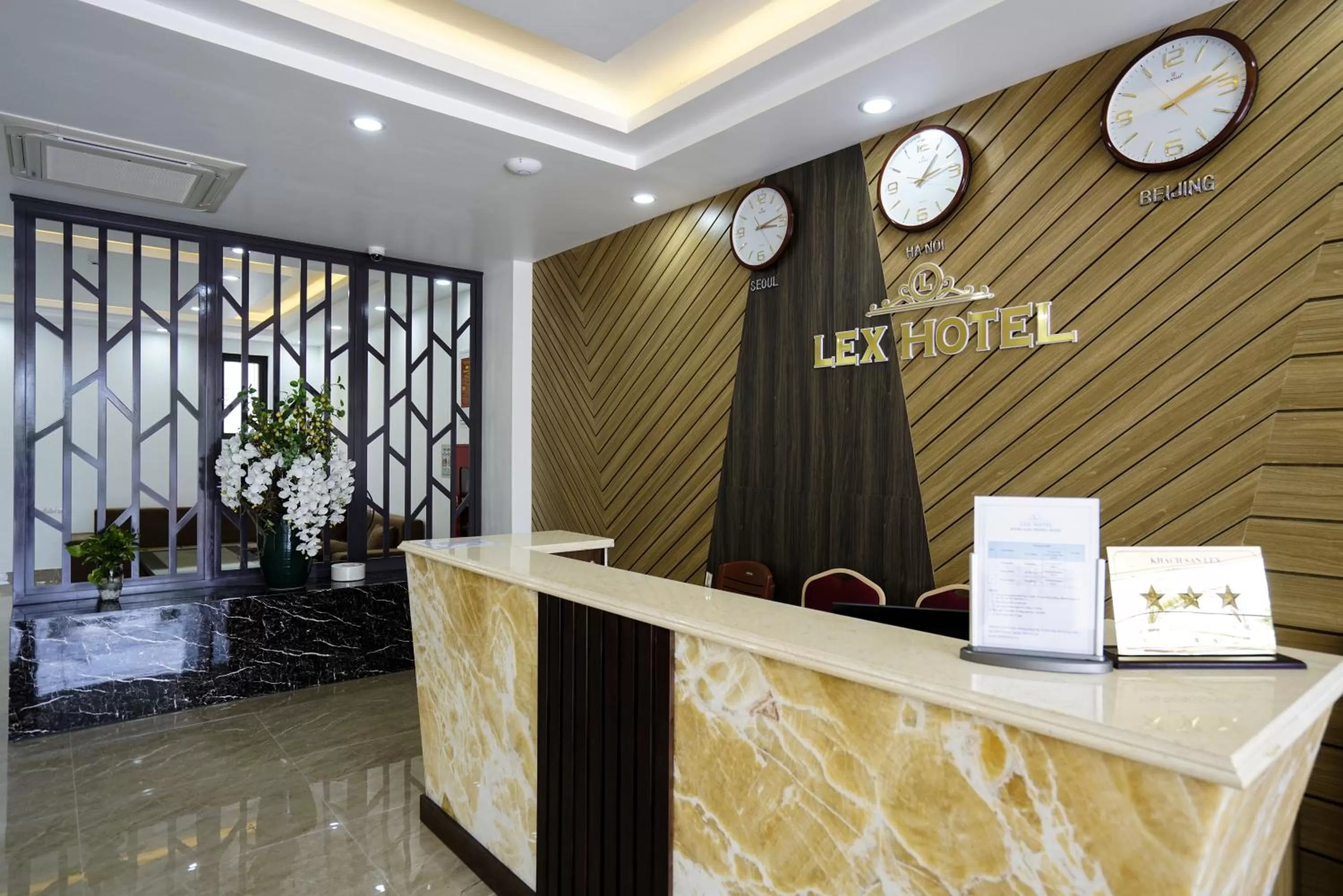 LEX HOTEL