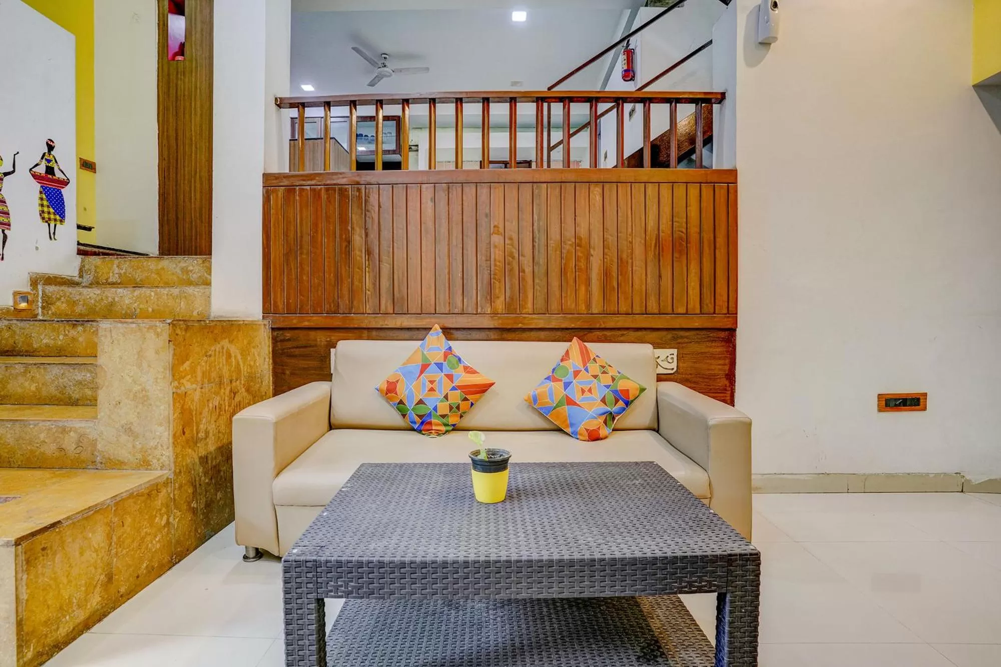 Lobby or reception in FabHotel Vardhan House