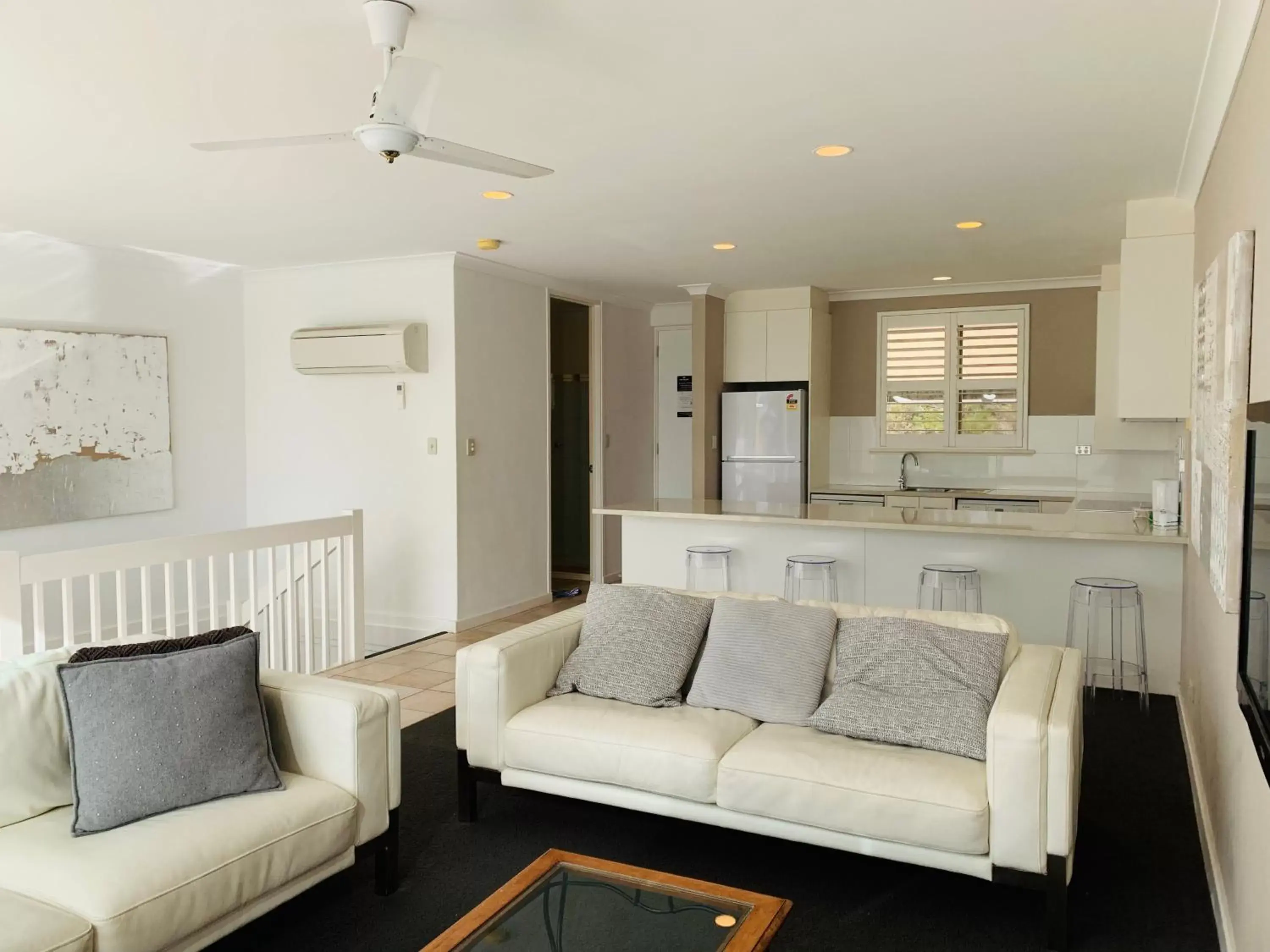 Living room, Seating Area in The Bluff Resort Apartments