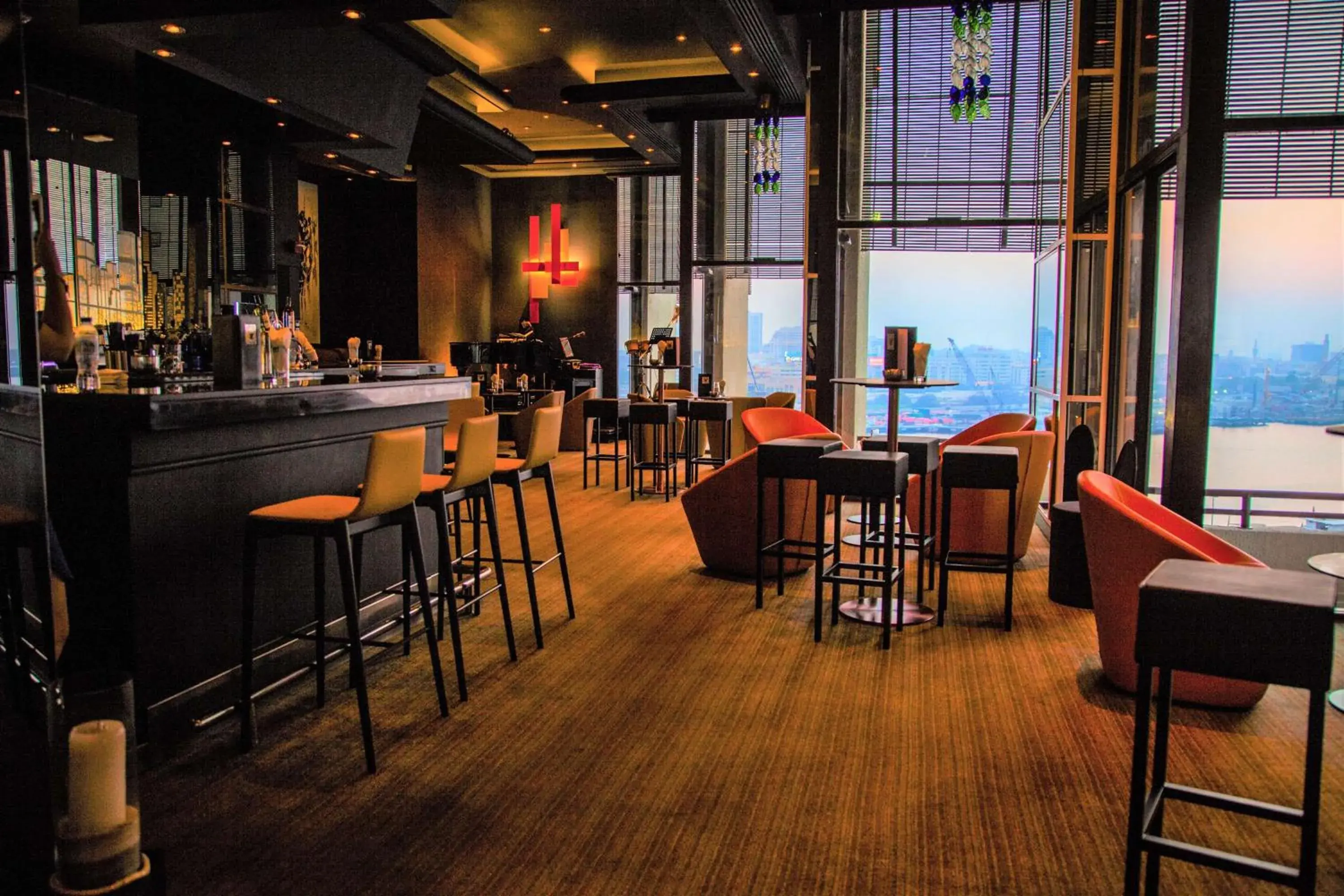 Lounge or bar, Lounge/Bar in Radisson Blu Hotel, Dubai Deira Creek