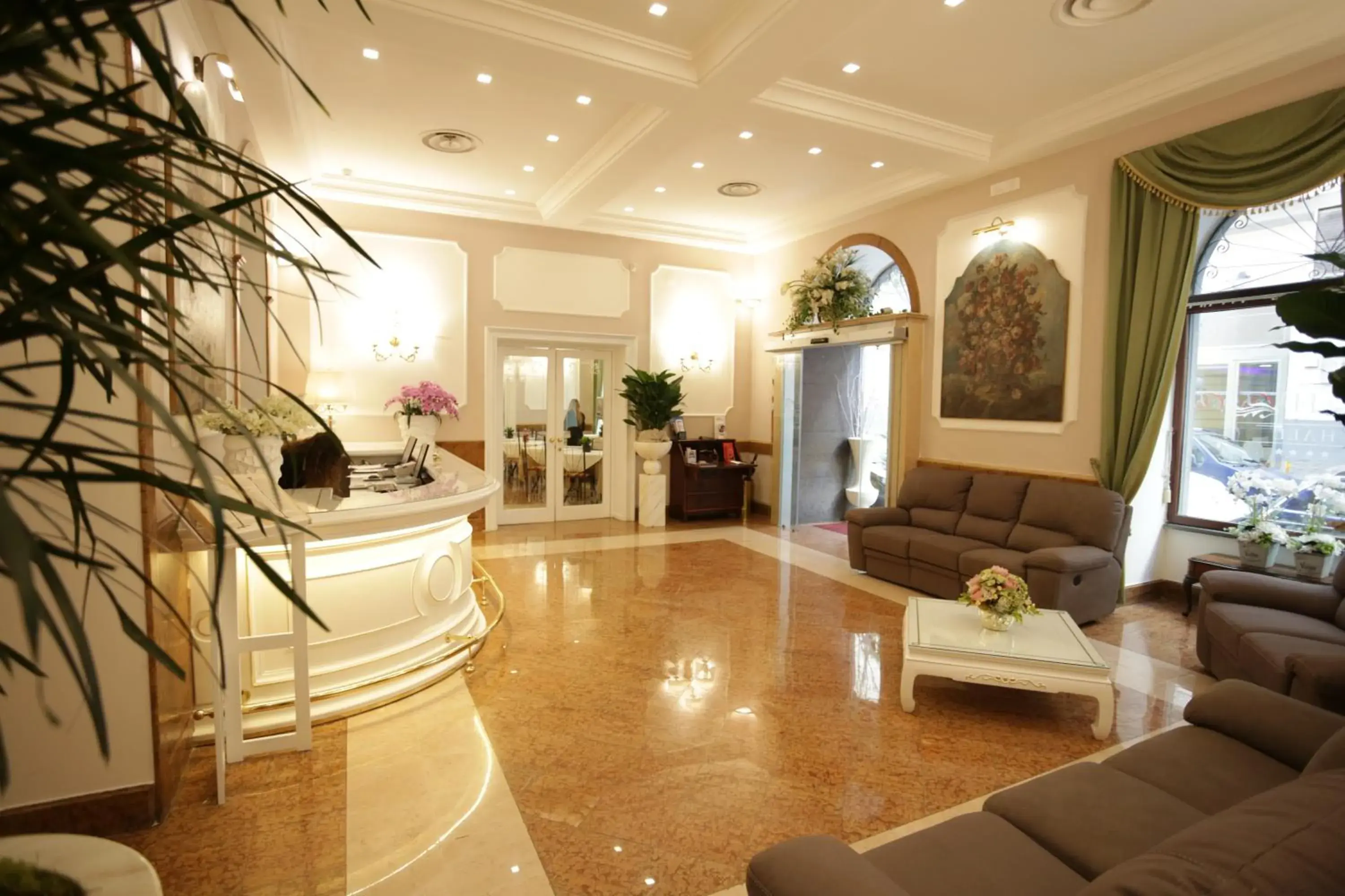 Lobby or reception in Hotel Vergilius Billia