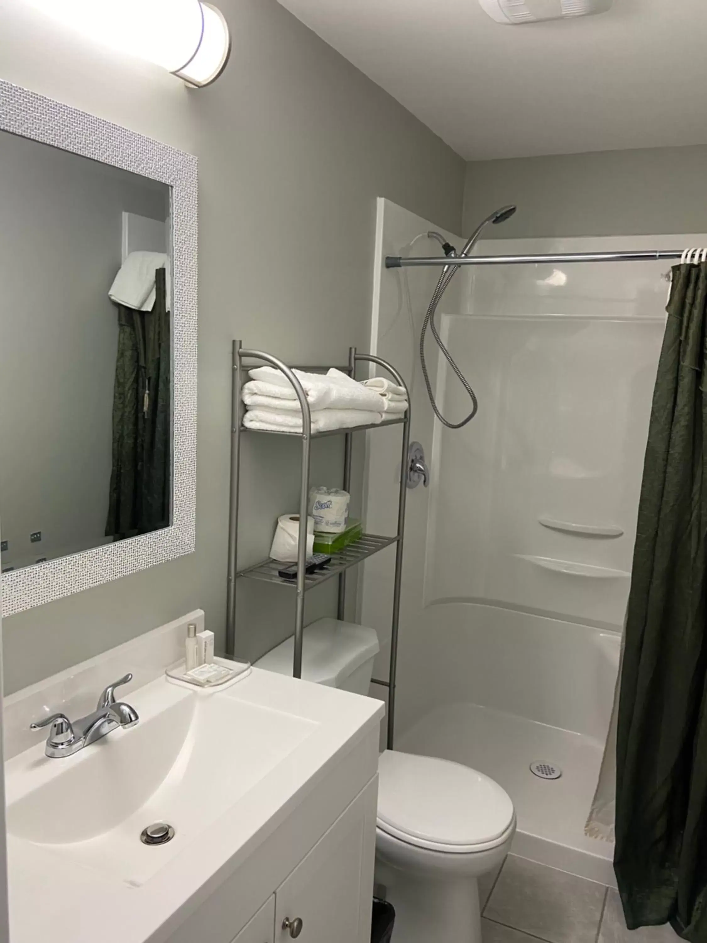 Bathroom in Lakeshore Suites