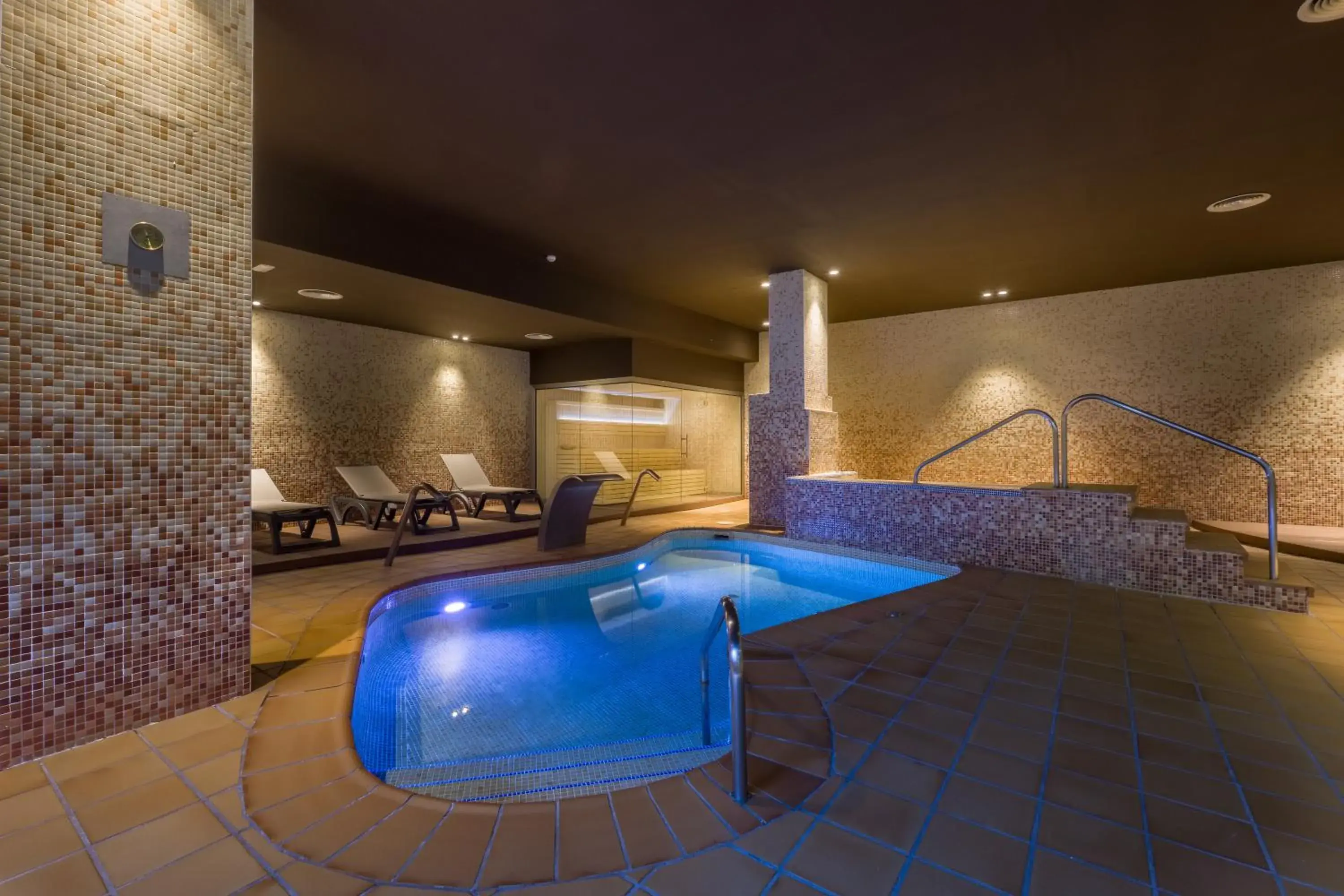 Spa and wellness centre/facilities, Swimming Pool in Hotel California Palace