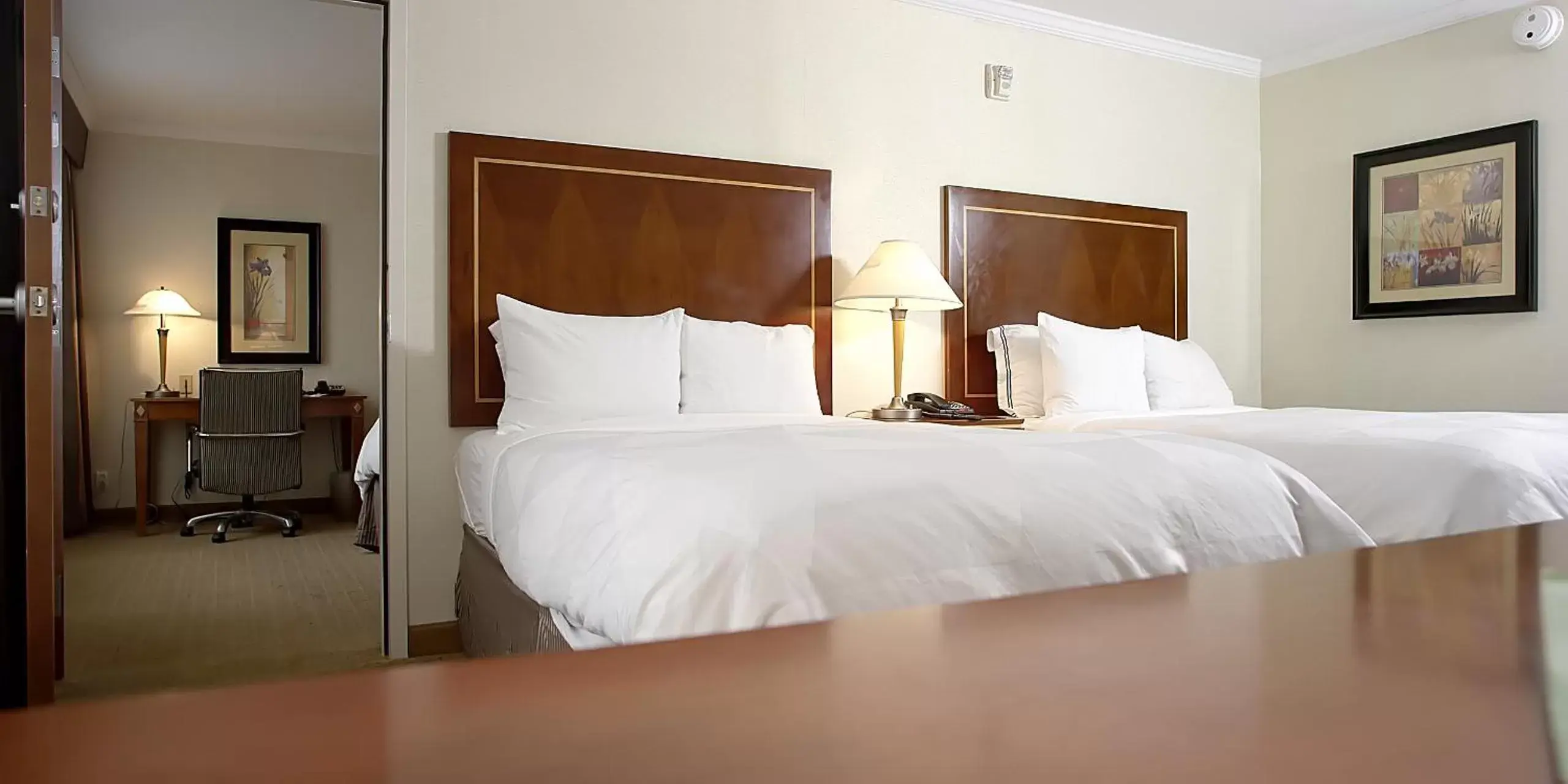 Bed in Hotel Executive Suites