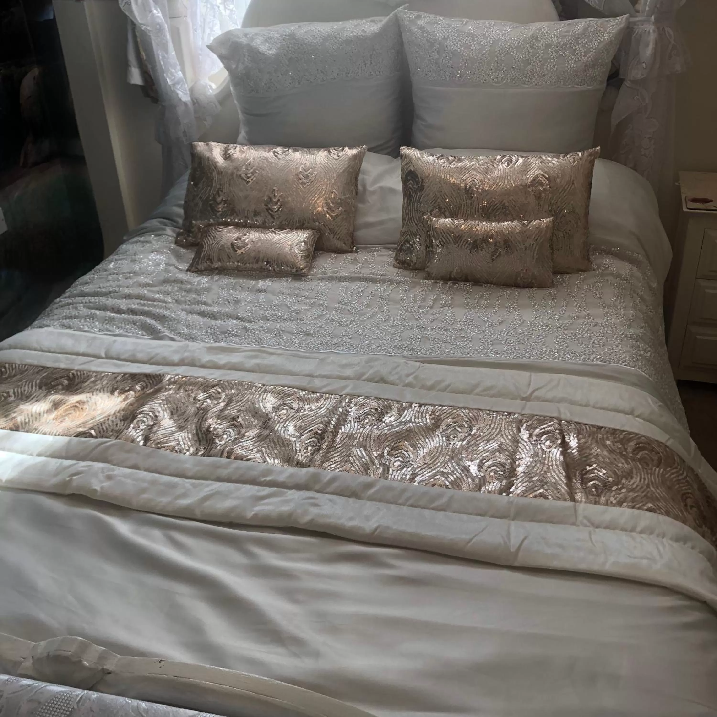 Bed in Jasmine House