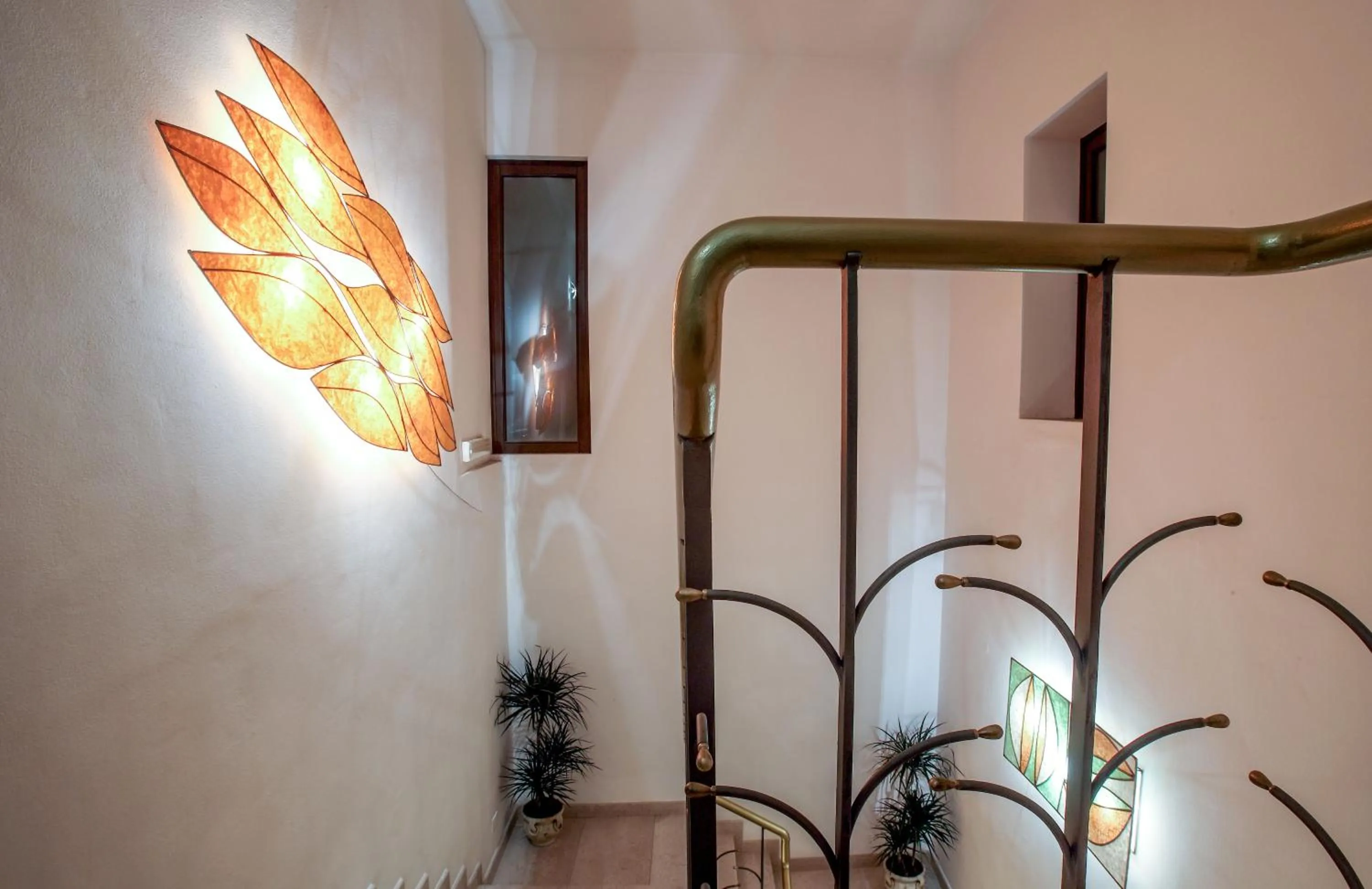 Decorative detail in Al Pescatore Hotel & Restaurant