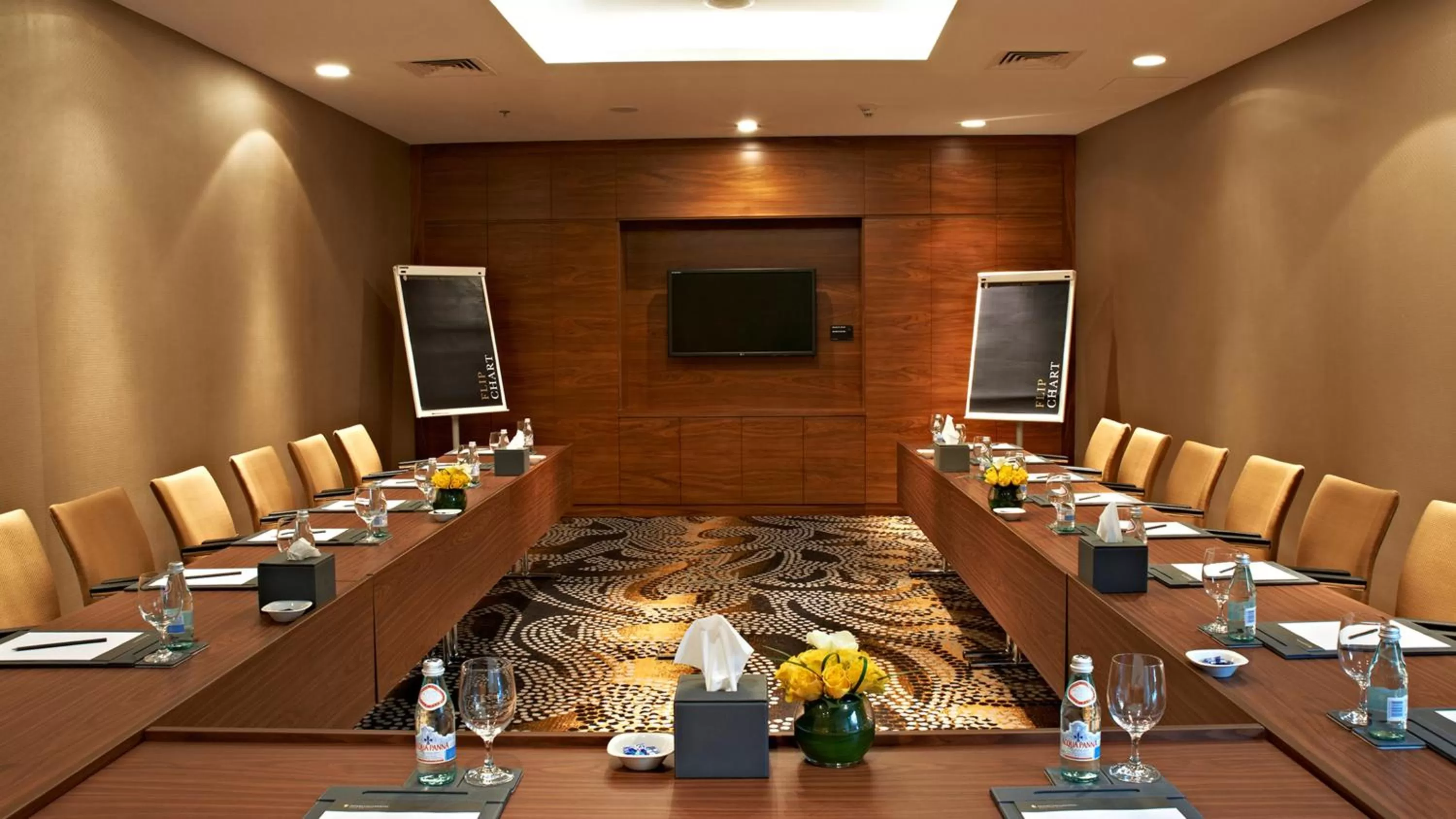 Meeting/conference room in InterContinental Doha The City by IHG