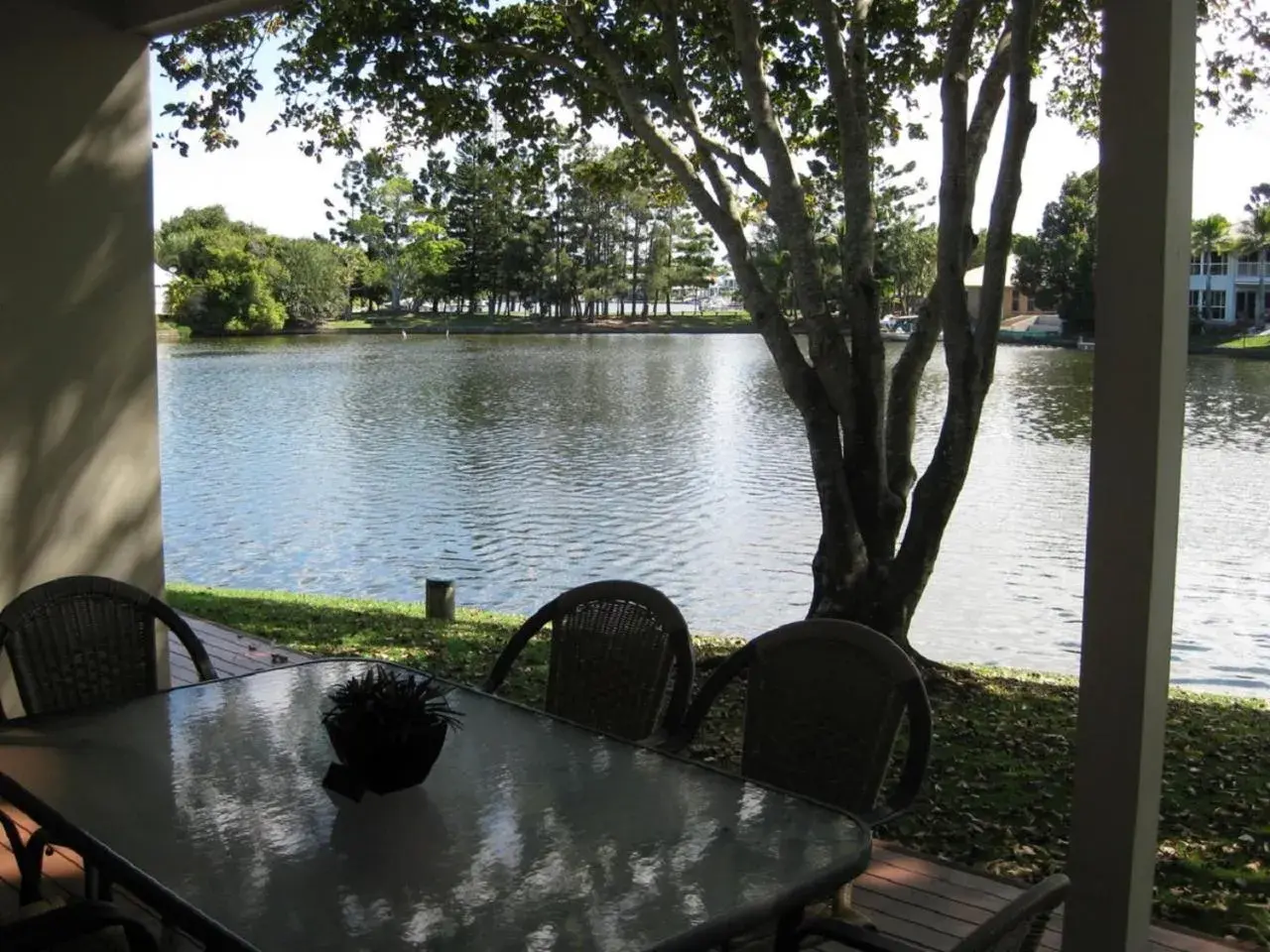 Noosa Entrance Waterfront Resort