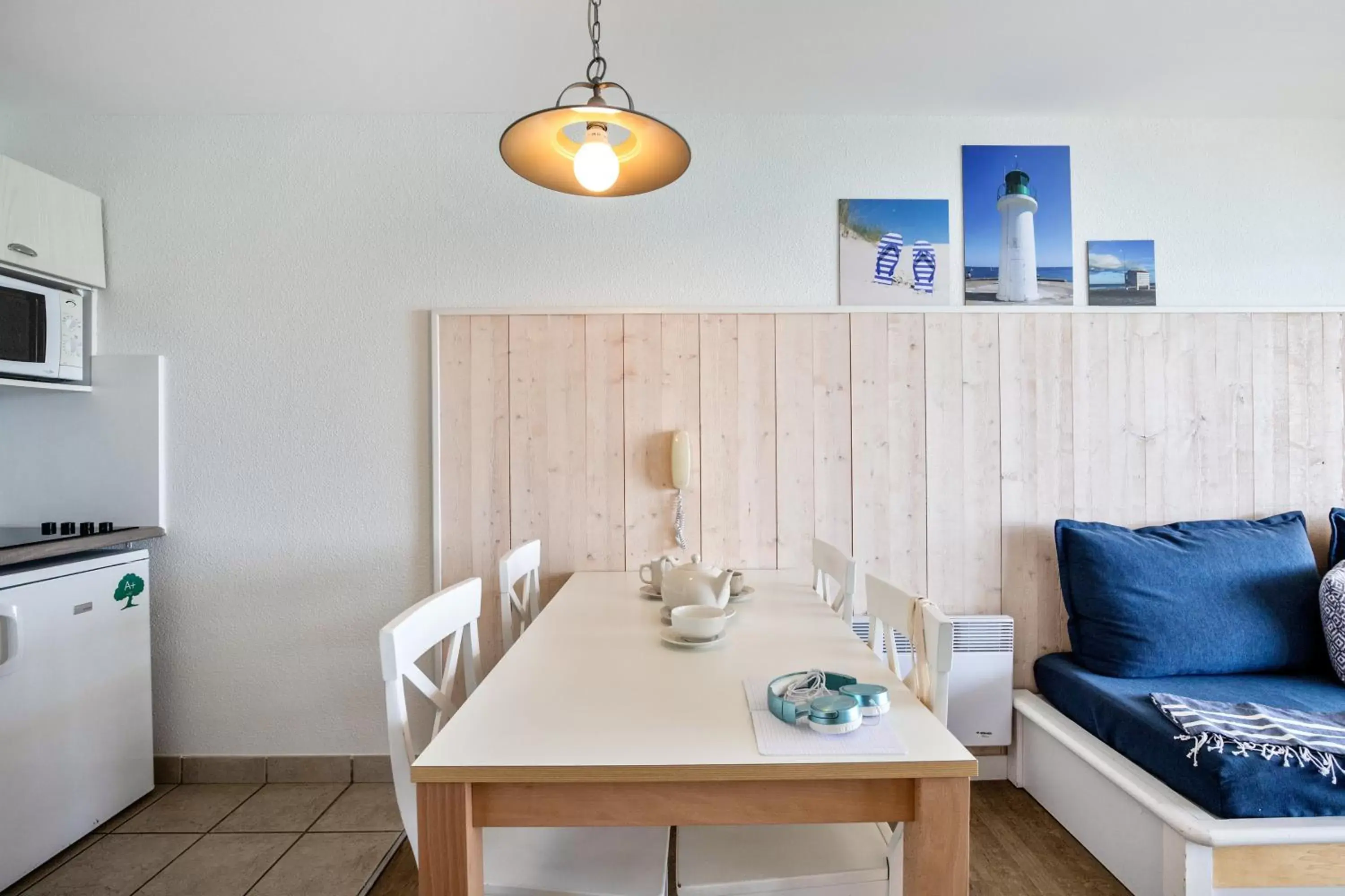 Kitchen or kitchenette, Dining Area in Résidence Pierre & Vacances Cap-Morgat