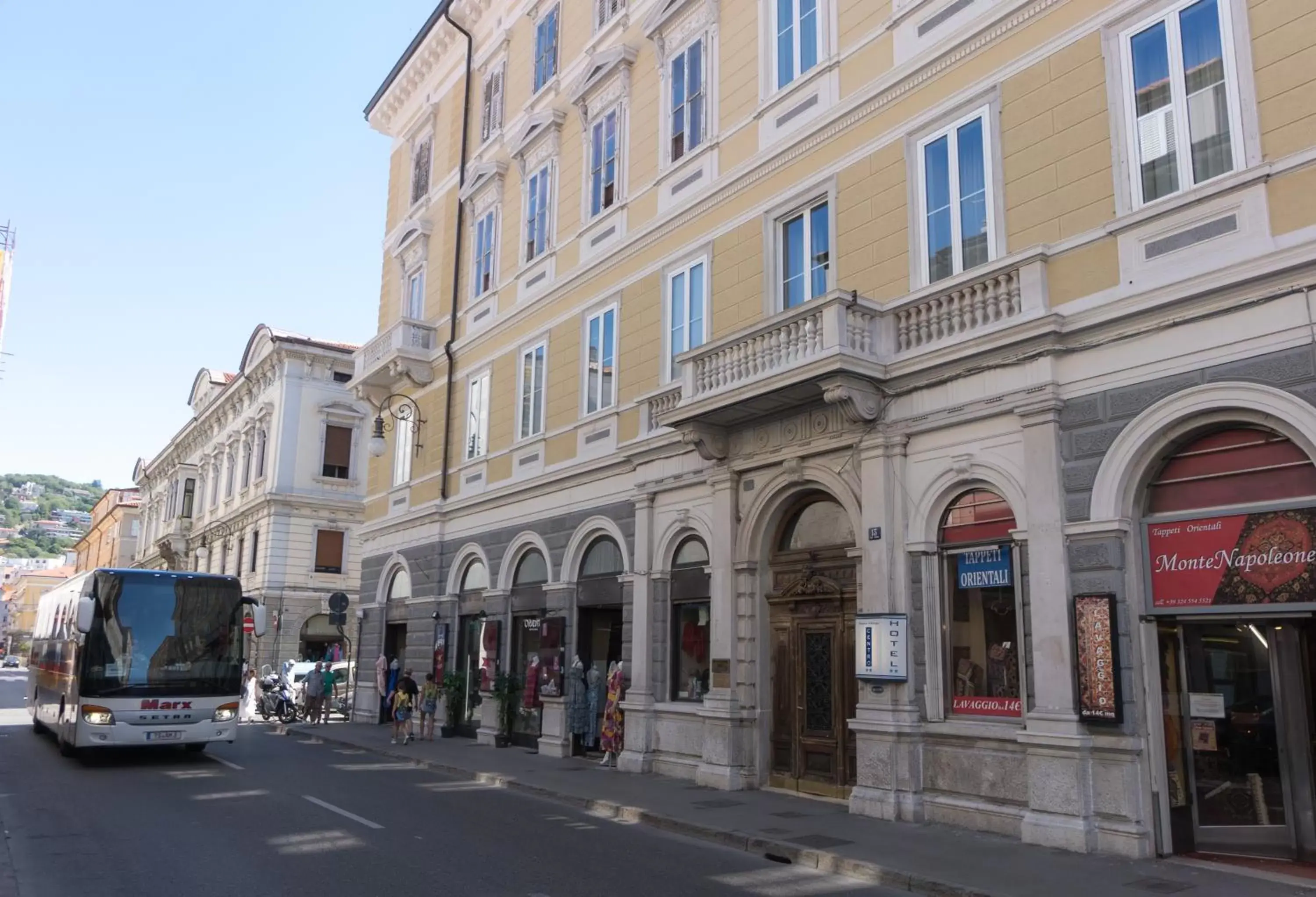 Facade/entrance in Nuovo Albergo Centro