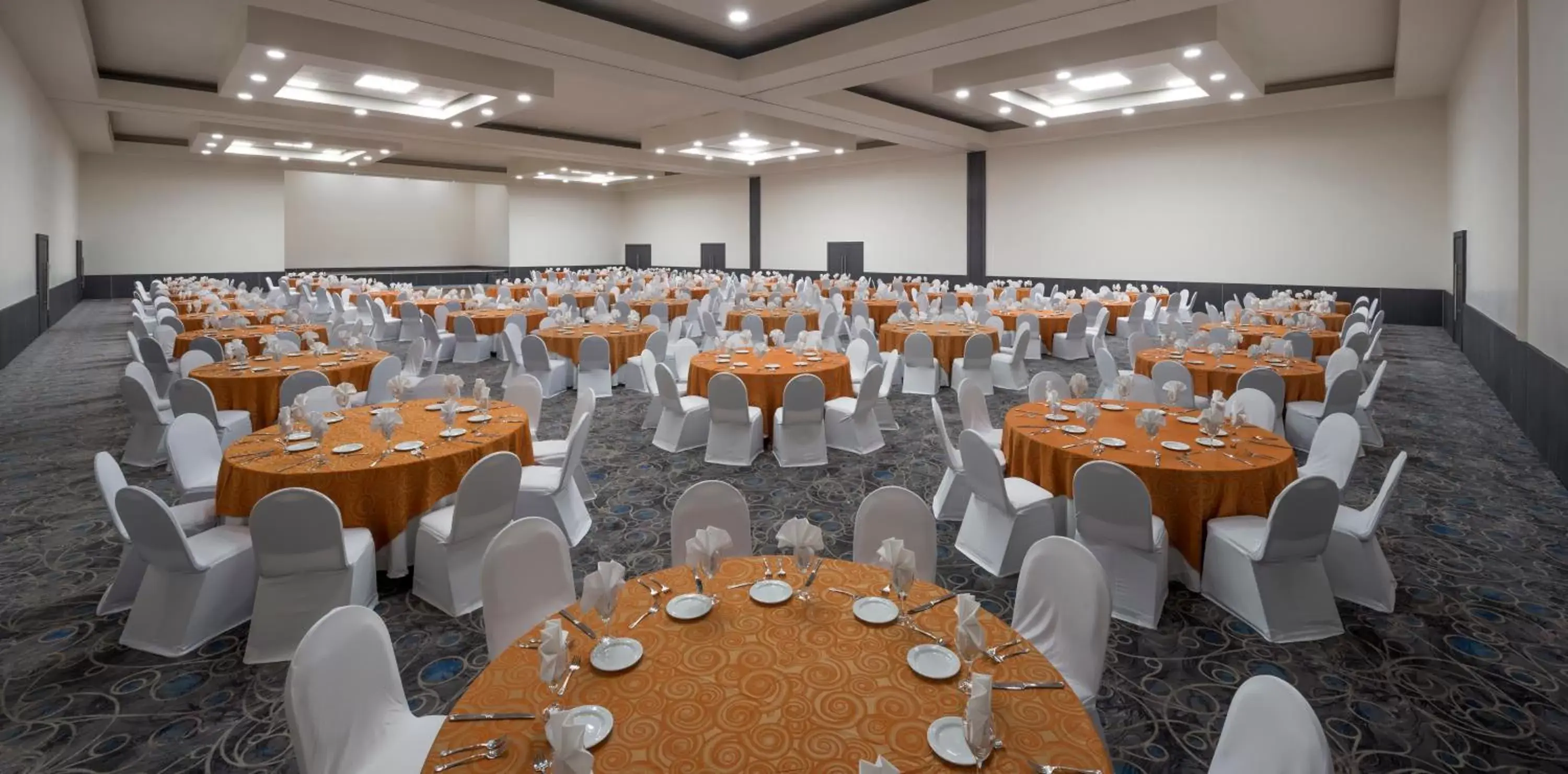 Banquet/Function facilities, Banquet Facilities in Real Inn Tijuana by Camino Real Hotels