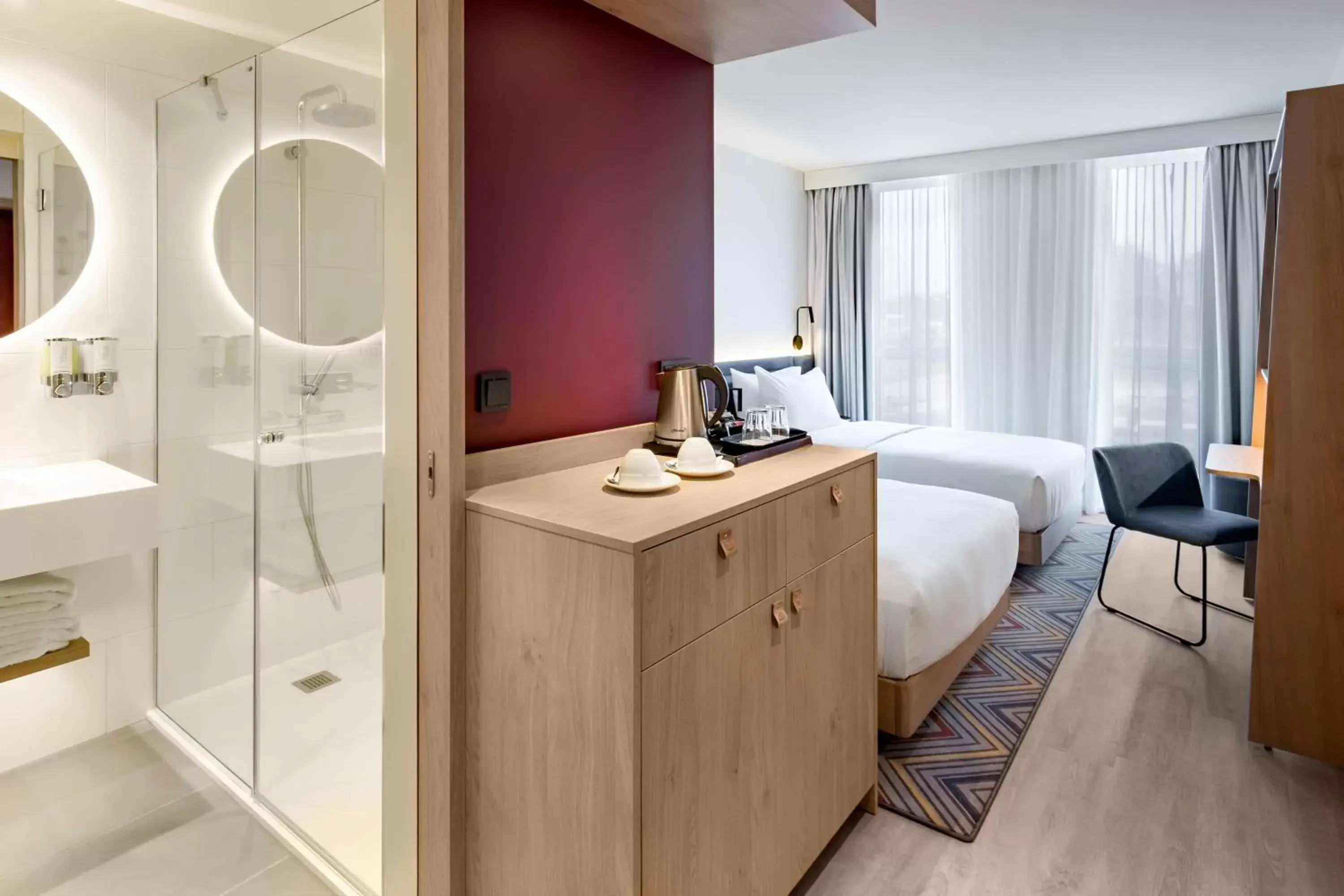 Bed, Bathroom in Hampton by Hilton Riga Airport