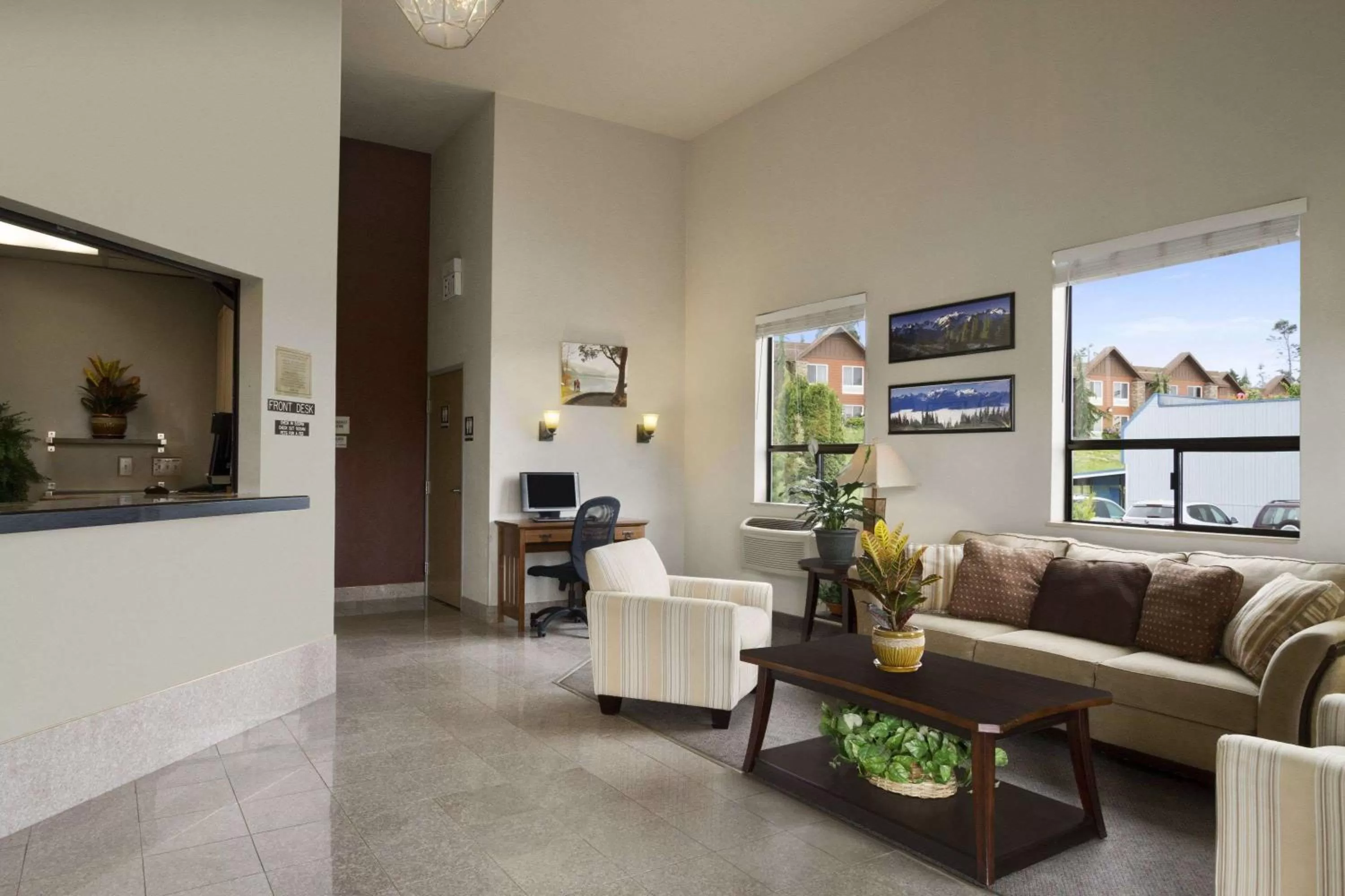 Lobby or reception in Super 8 by Wyndham Port Angeles at Olympic National Park