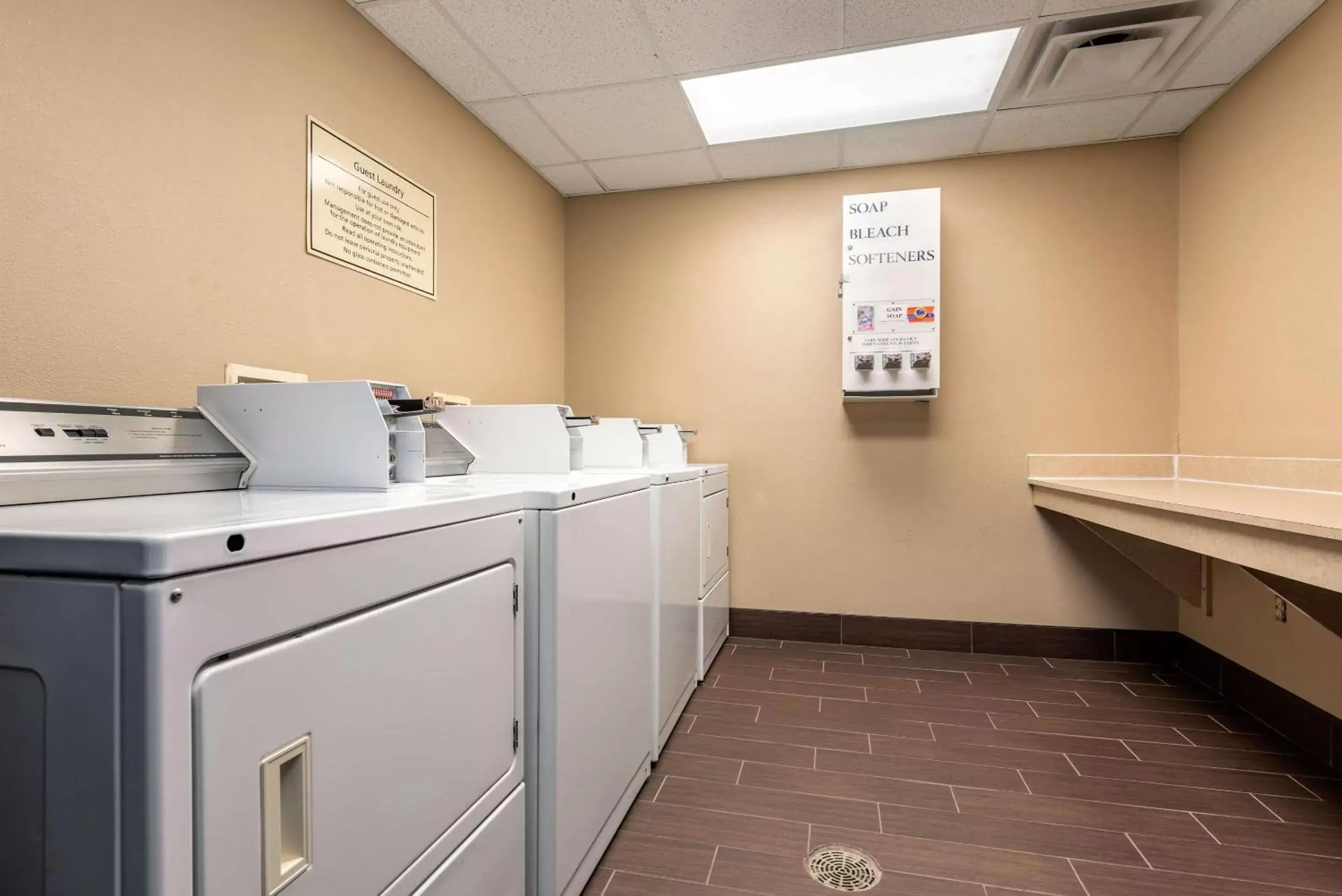 Other, Kitchen/Kitchenette in Comfort Suites Cincinnati Airport