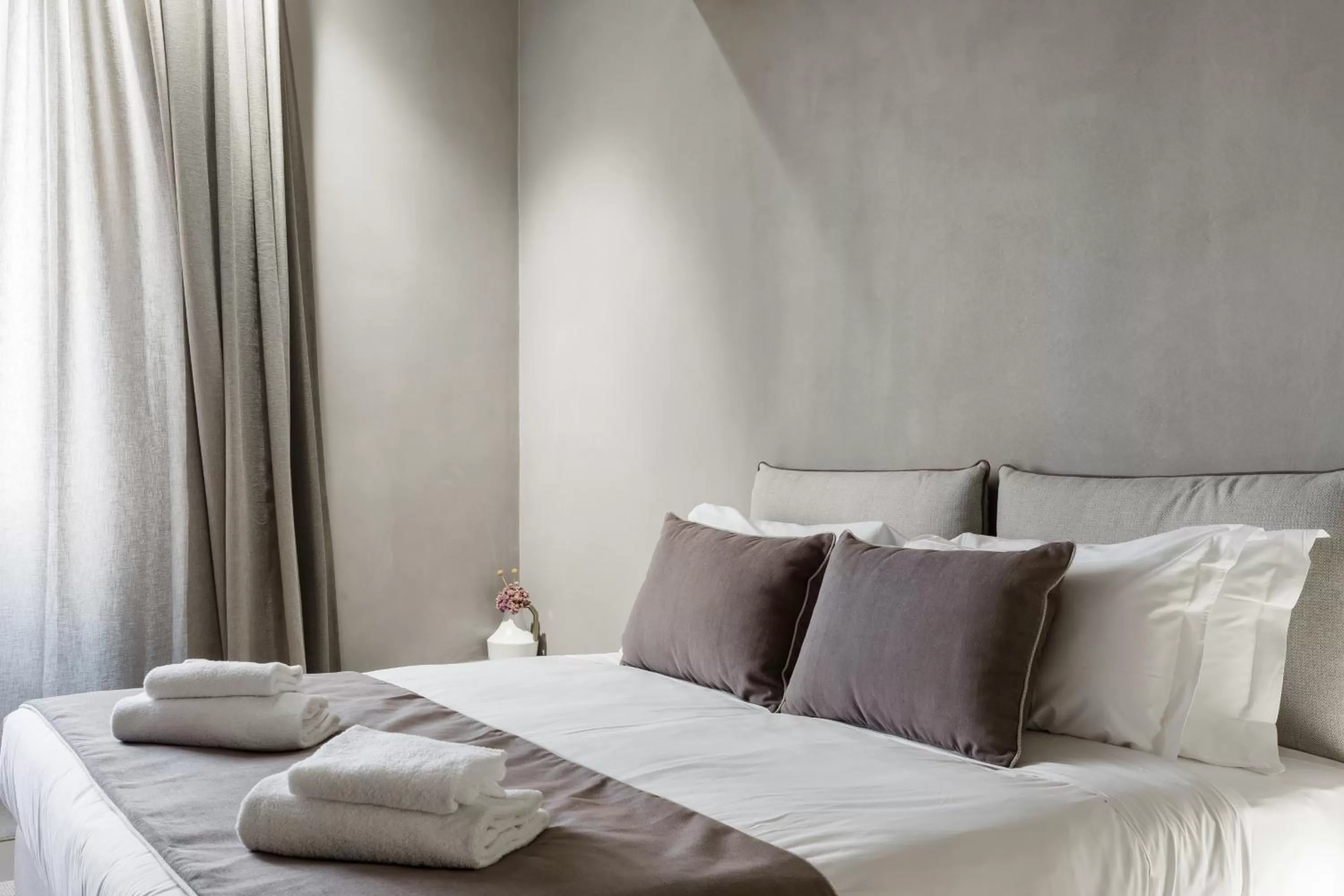 Photo of the whole room, Bed in Elysium Suites collection