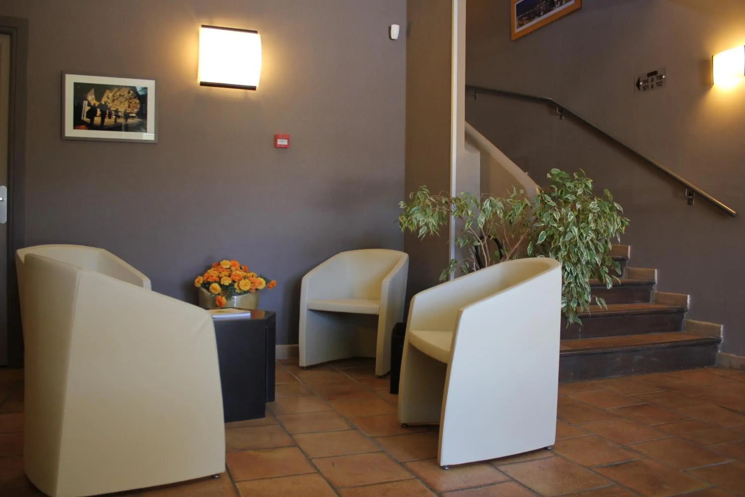 Lobby or reception, Seating Area in Logis Le Mas De Jossyl