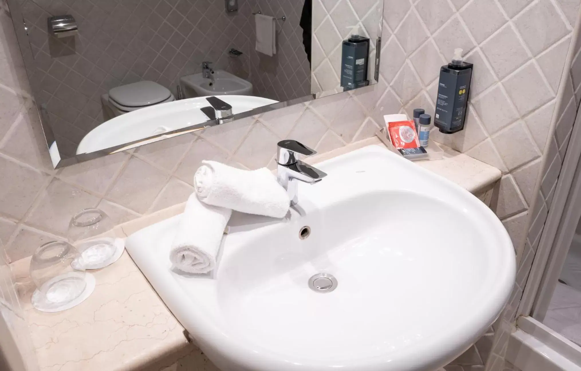 Bathroom in TH Roma - Carpegna Palace