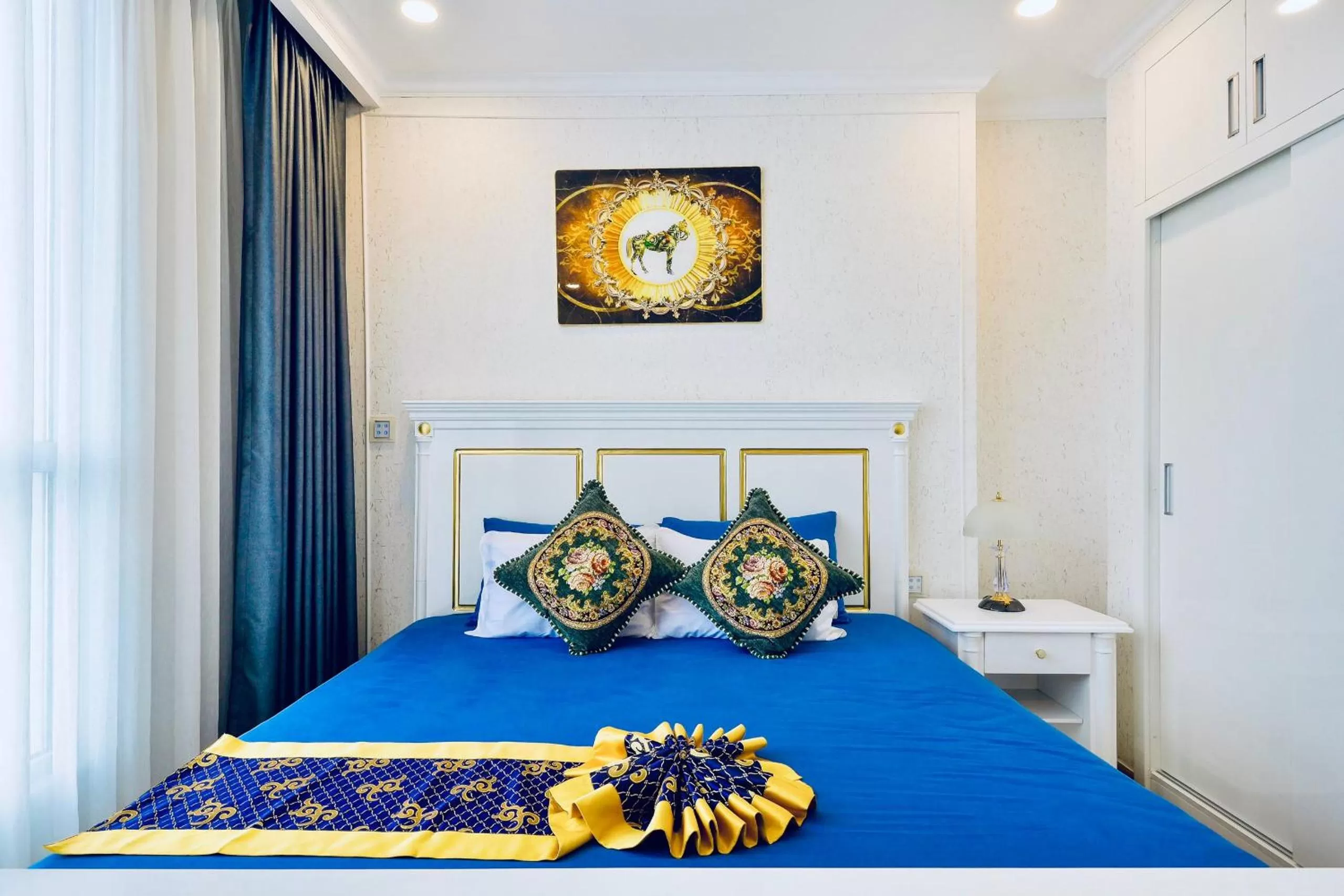Bed in Vinhomes Central Park-Nice Homes