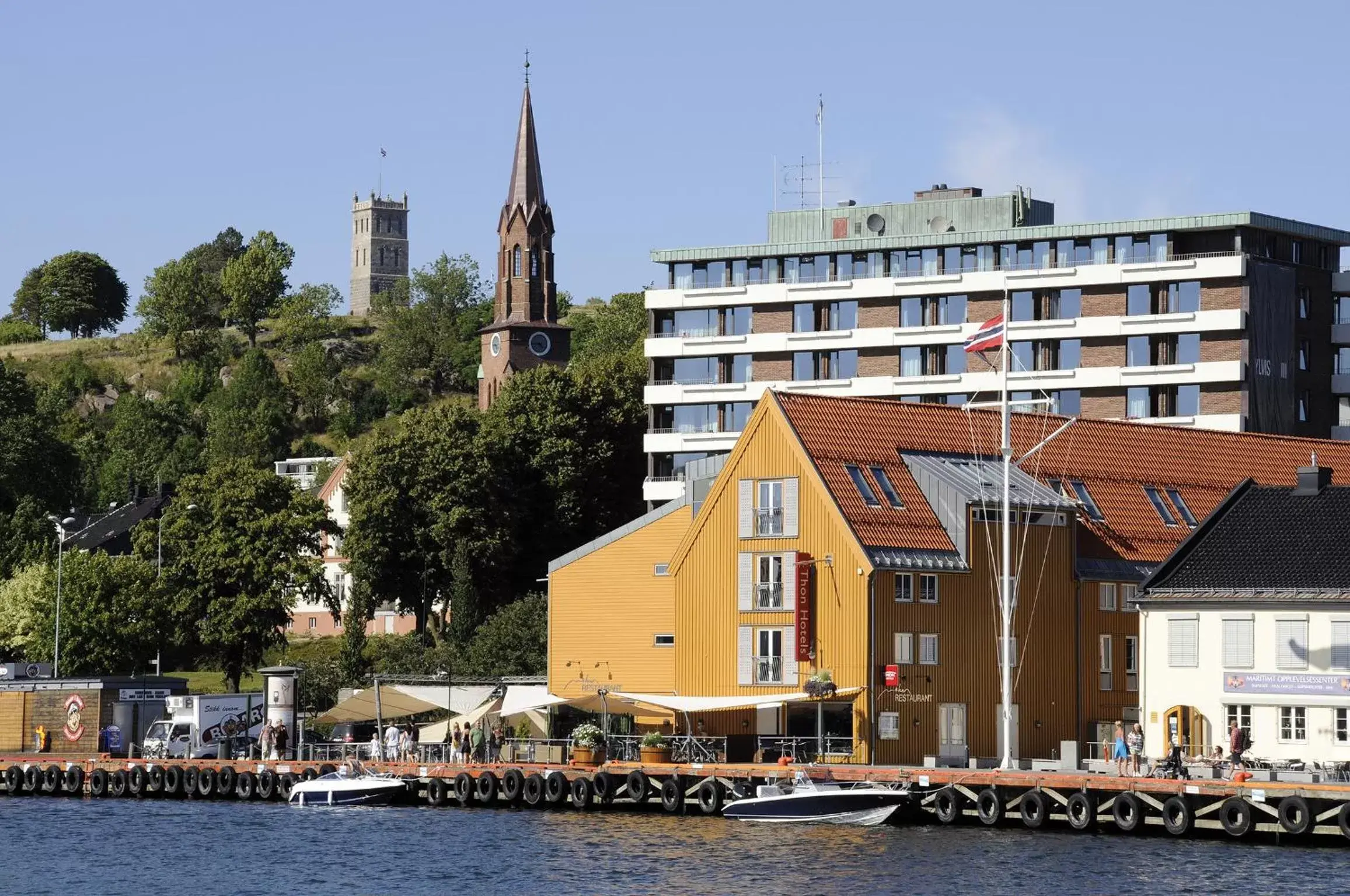 Facade/entrance, Property Building in Thon Hotel Tønsberg Brygge