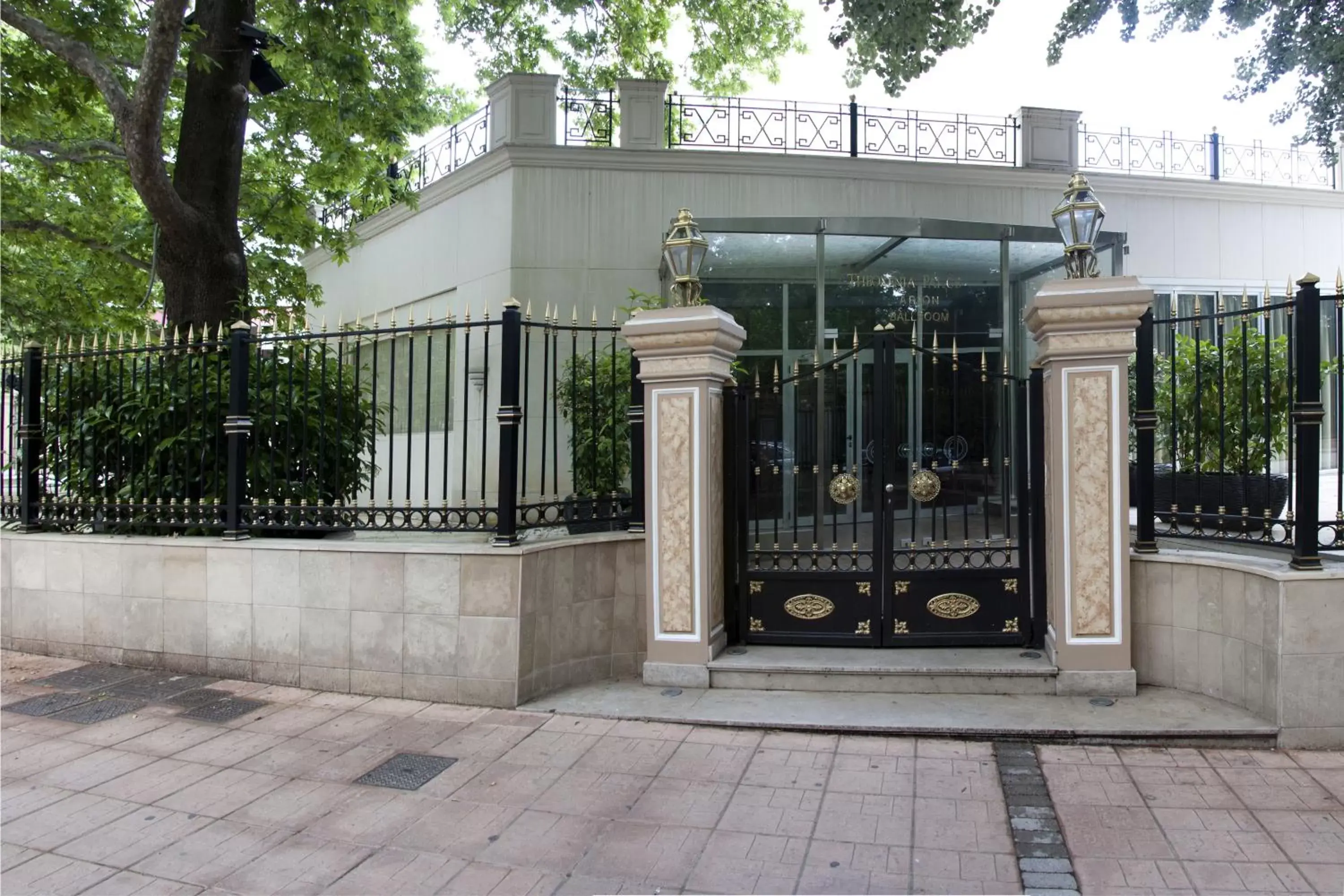 Facade/entrance in Theoxenia Palace