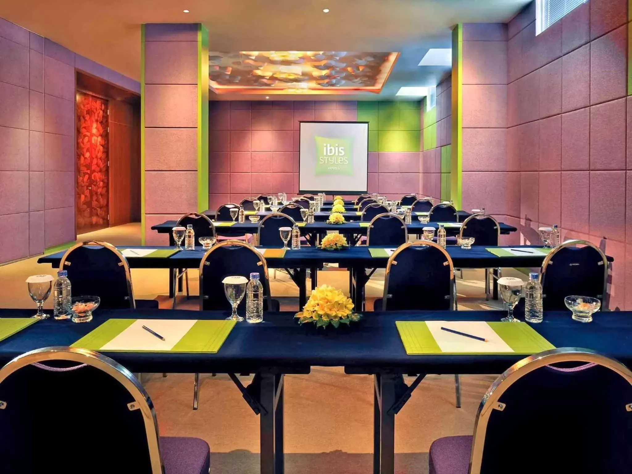 Meeting/conference room in Ibis Styles Bali Denpasar